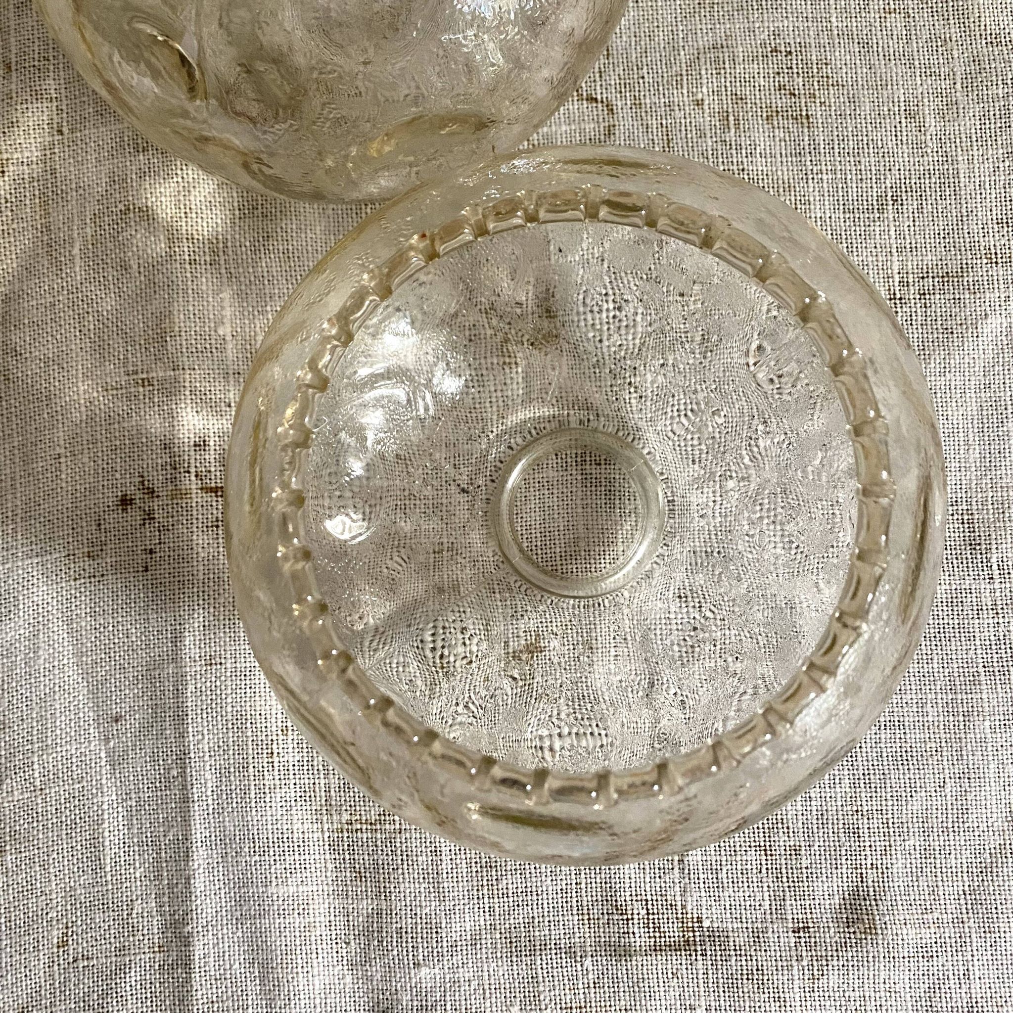 Abat jour vintage en verre moulé , globes en verre moulé