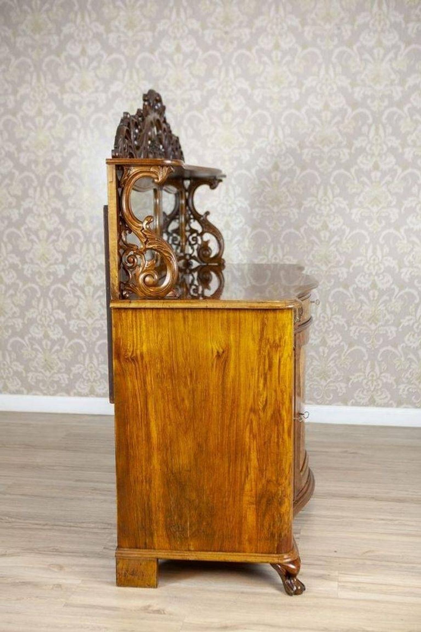 Buffet Rococo Revival en noyer et placage, 1850