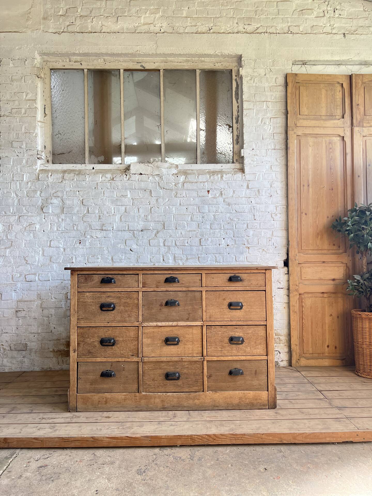 Old counter / solid oak island