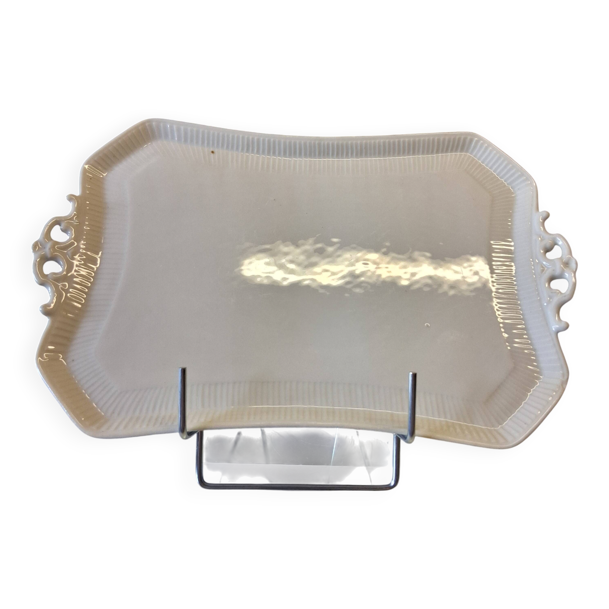 Very nice old white porcelain dish from Mehun in good condition.