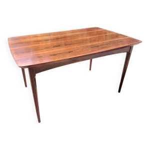 Table danoise en palissandre
