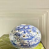 Vase pique flowers monochrome blue decoration
