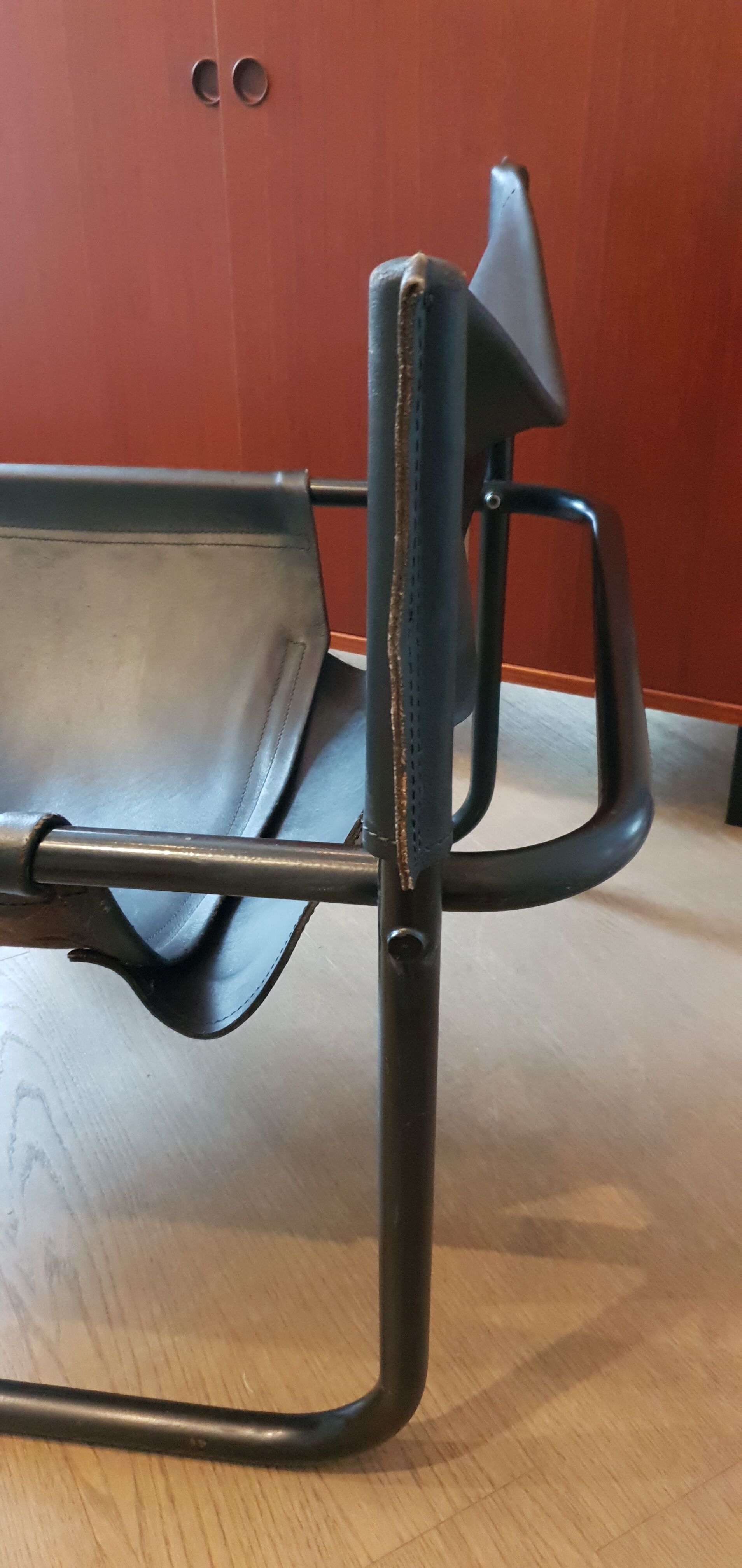 Sling T1 armchair by Rodney Kinsman, OMK 1965