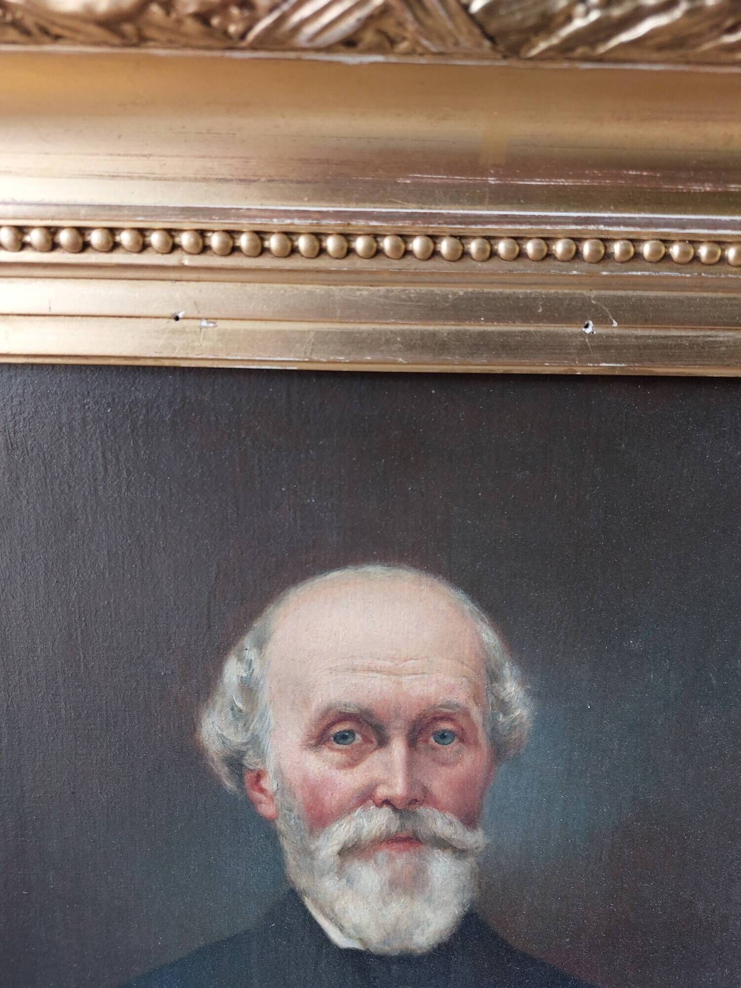 Painting Portrait of an ancient man 19th with gilded wooden frame