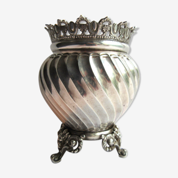 Louis XV style vase, beautiful silver metal with torso ribs, on 3 sculpted feet