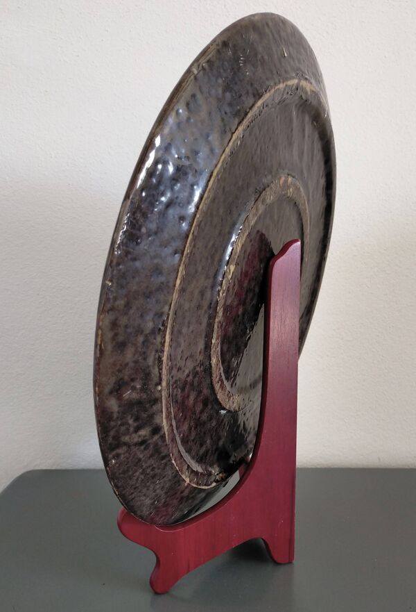 Plat vintage du Dauphiné en terre cuite vernissée écureuils