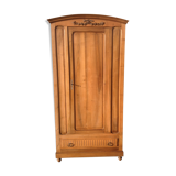 Wardrobe in walnut