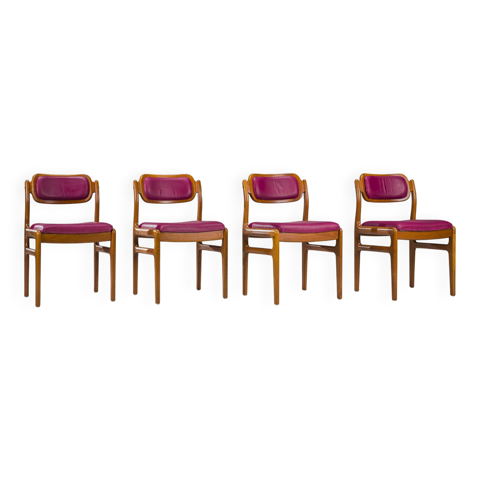 4 chaises en teck par Johannes Andersen pour Uldum