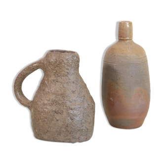 Set of 2 ceramic vases
