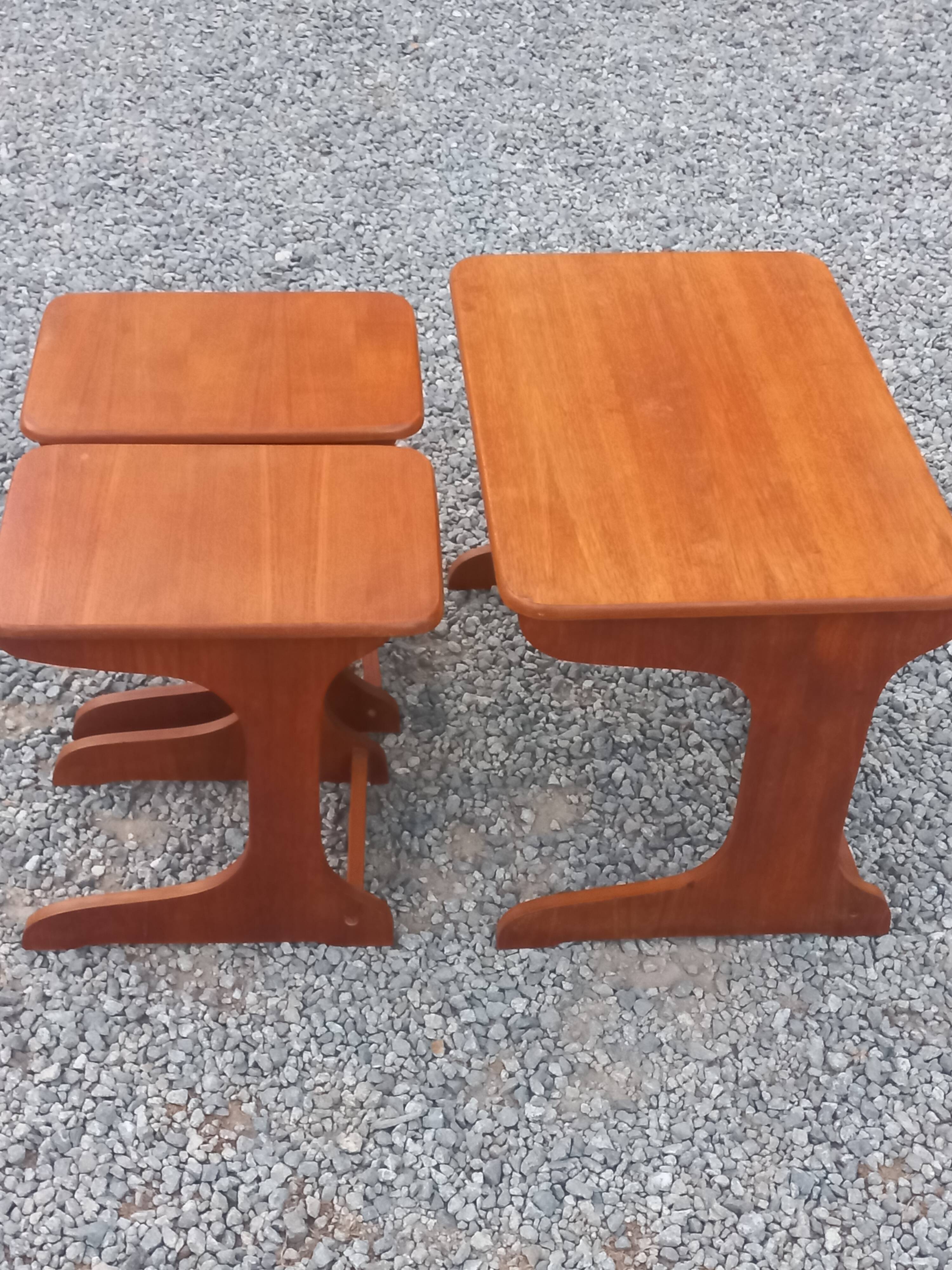 Set of 3 nesting tables in Scandinavian style made of teak from the 1970s.
