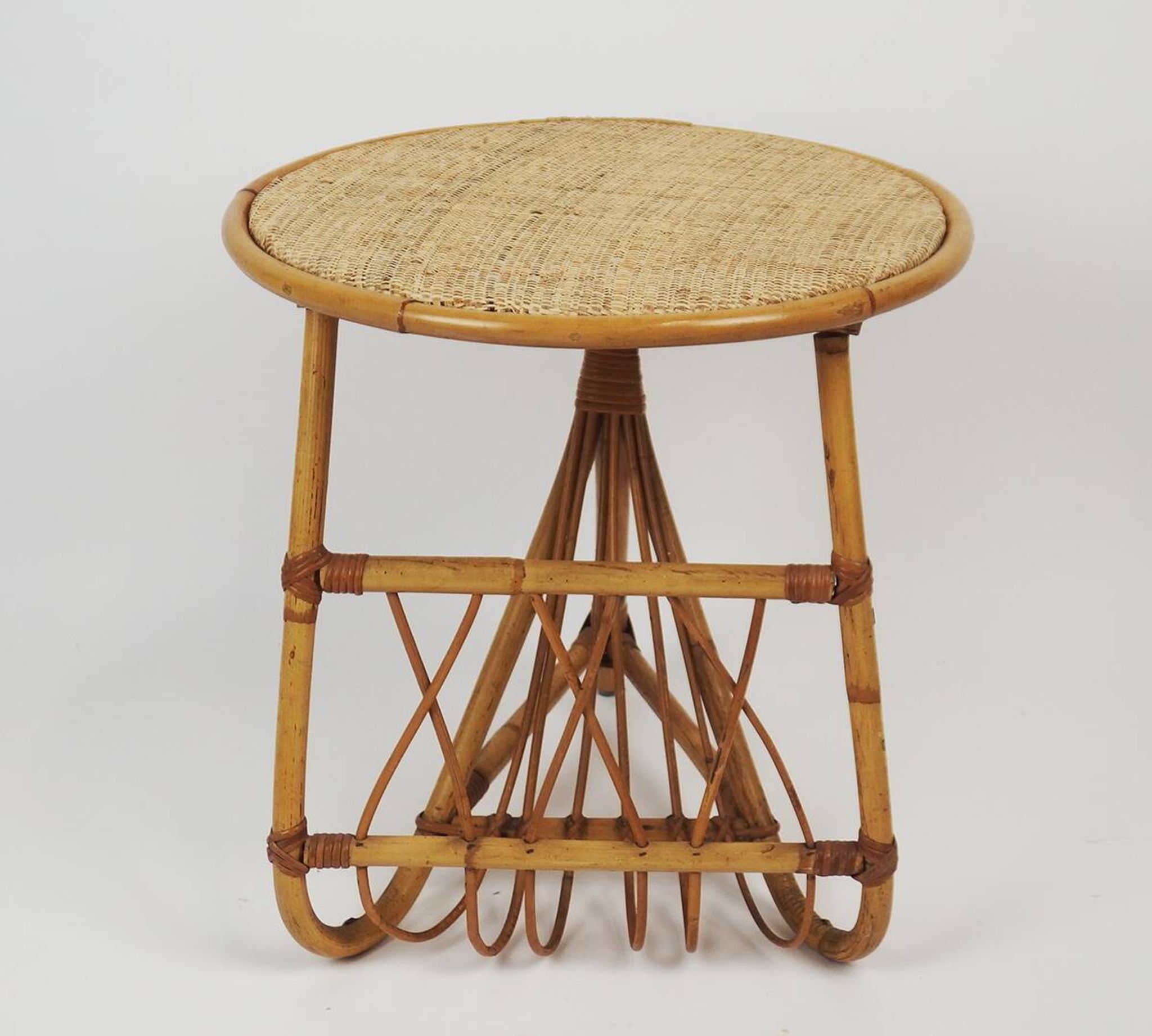 Rattan magazine table