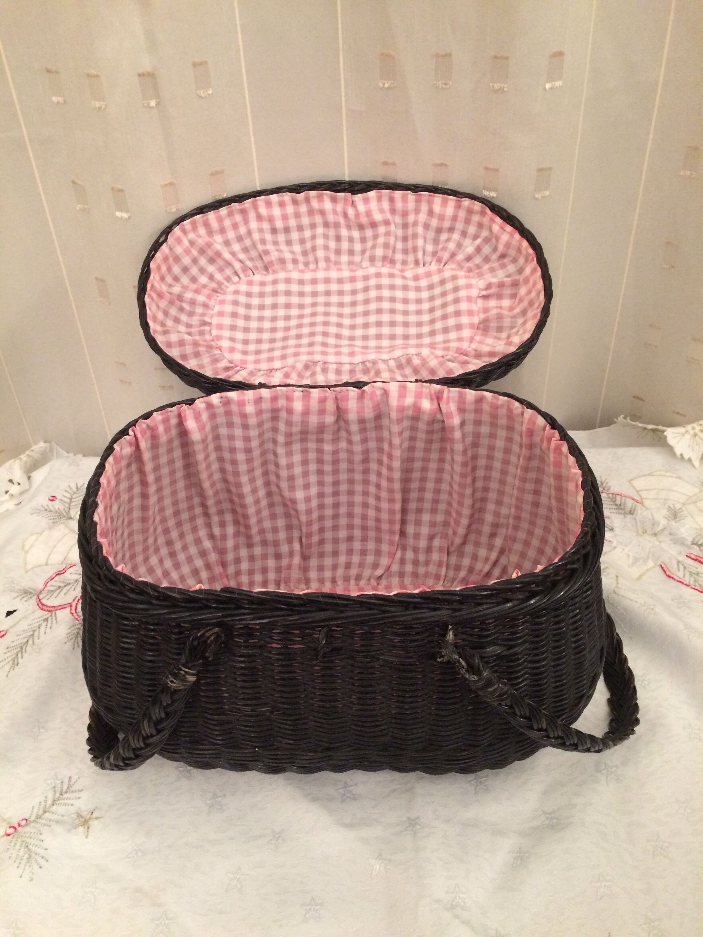 Old basket with wicker lid