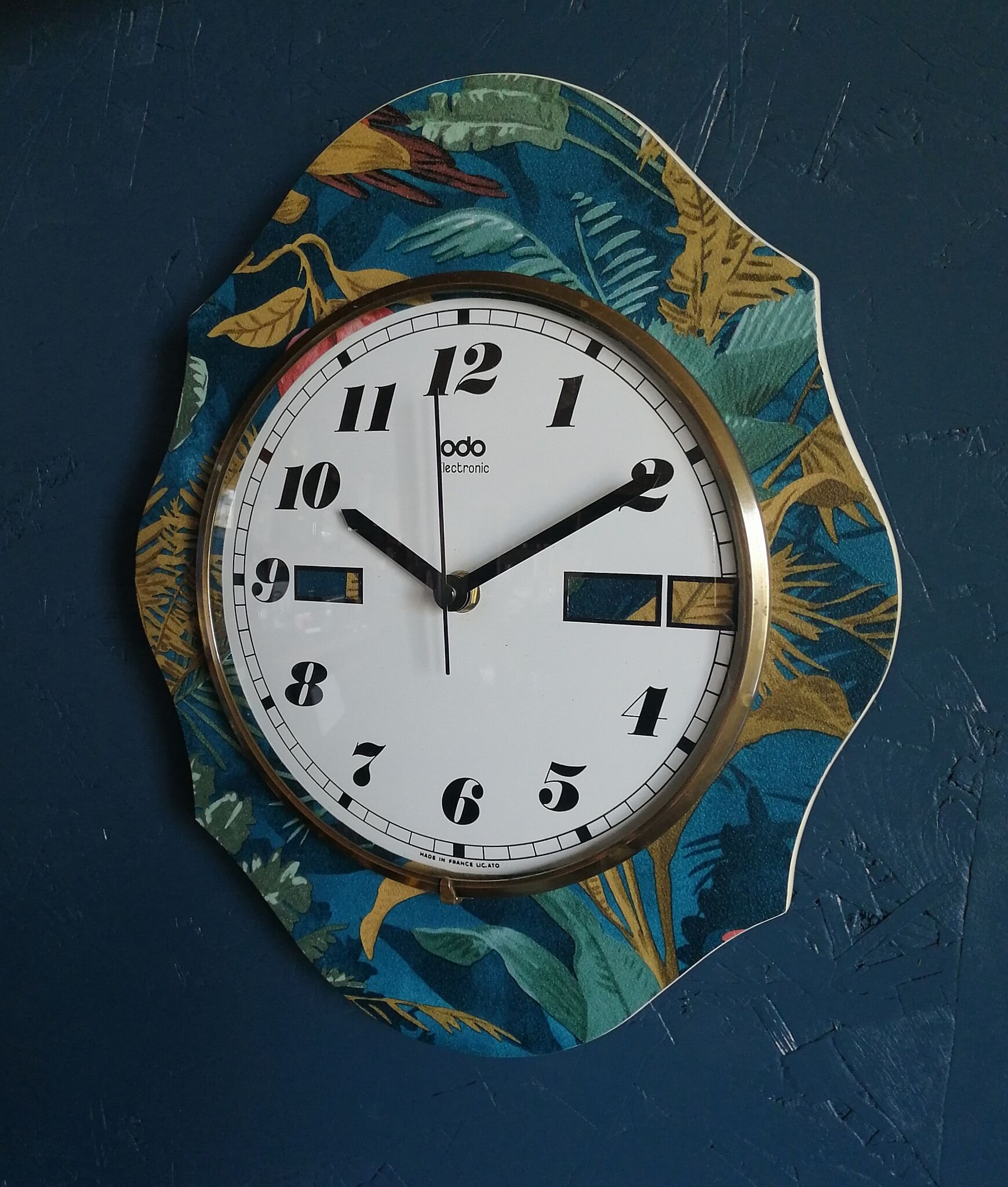 Vintage clock, "Odo" wall clock