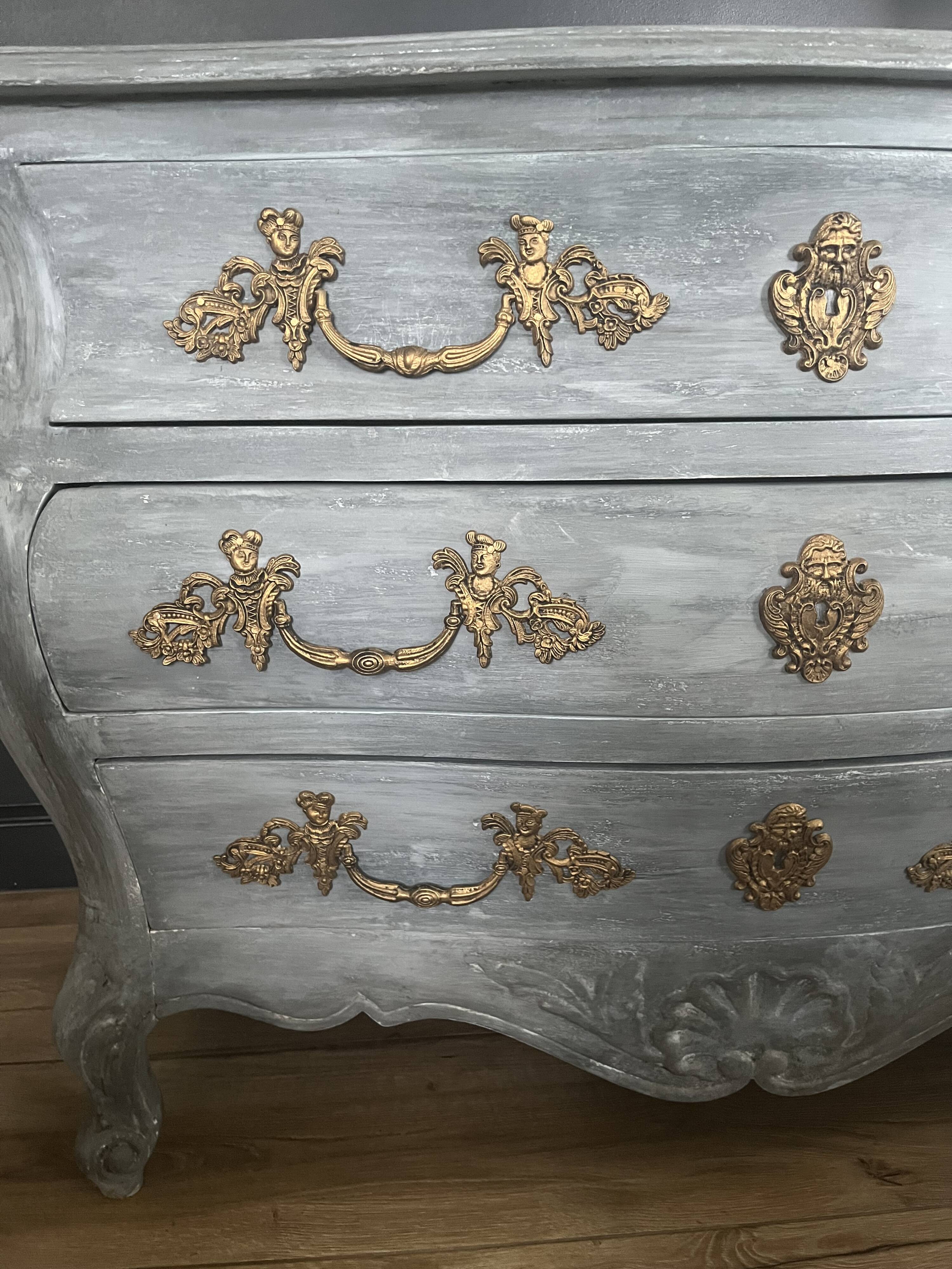 Louis XV style curved chest of drawers