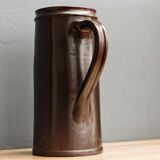 Carafe in varnished sleet