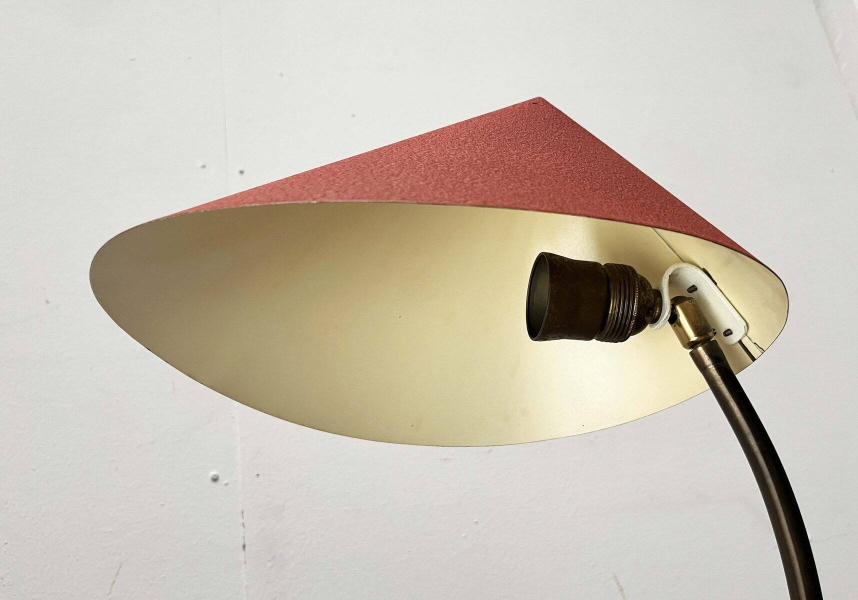 German Mid-Century Modern table lamp with a crow's foot base, 1960s.