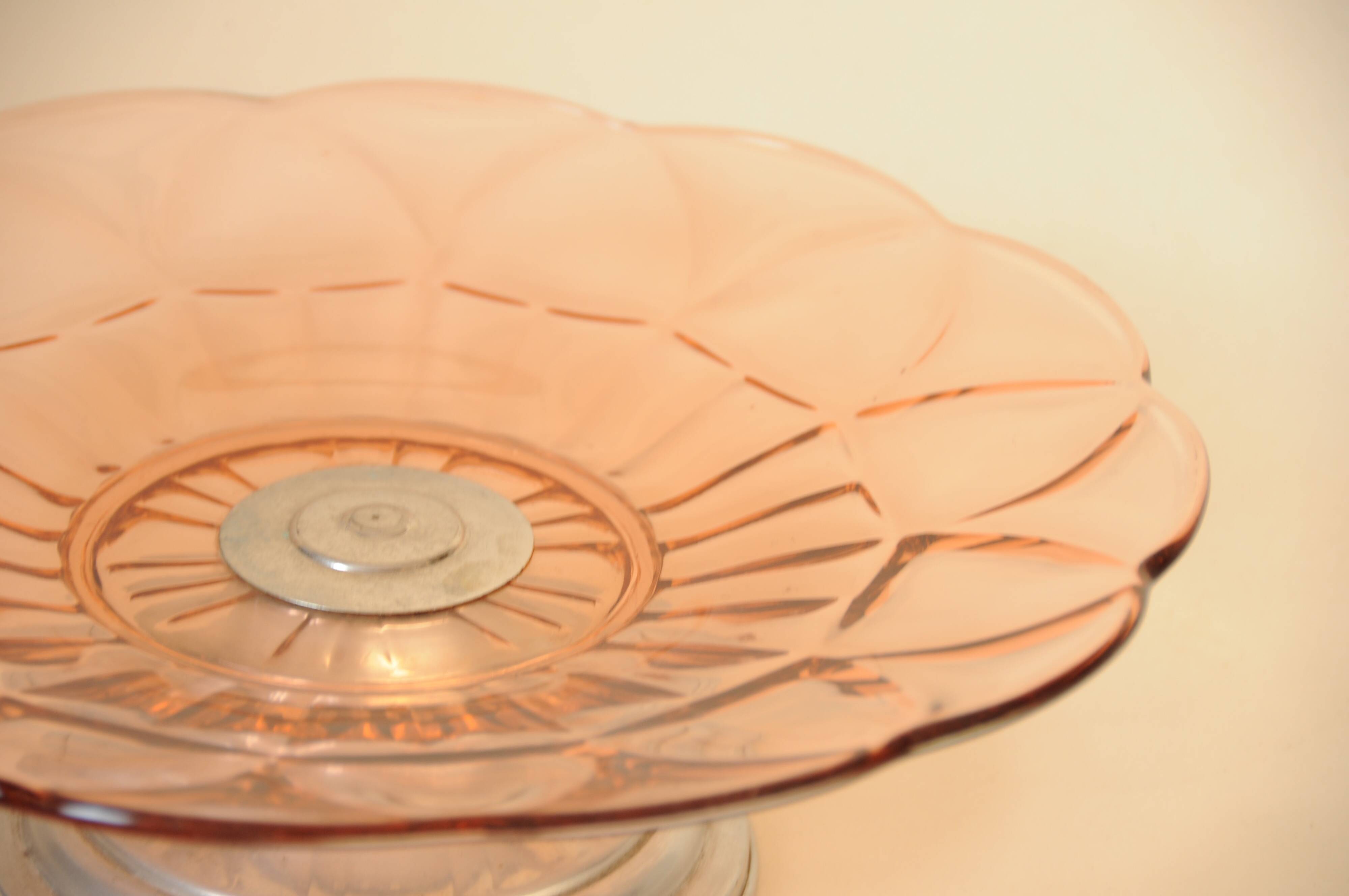 Art Deco Pink Glass Fruit Bowl