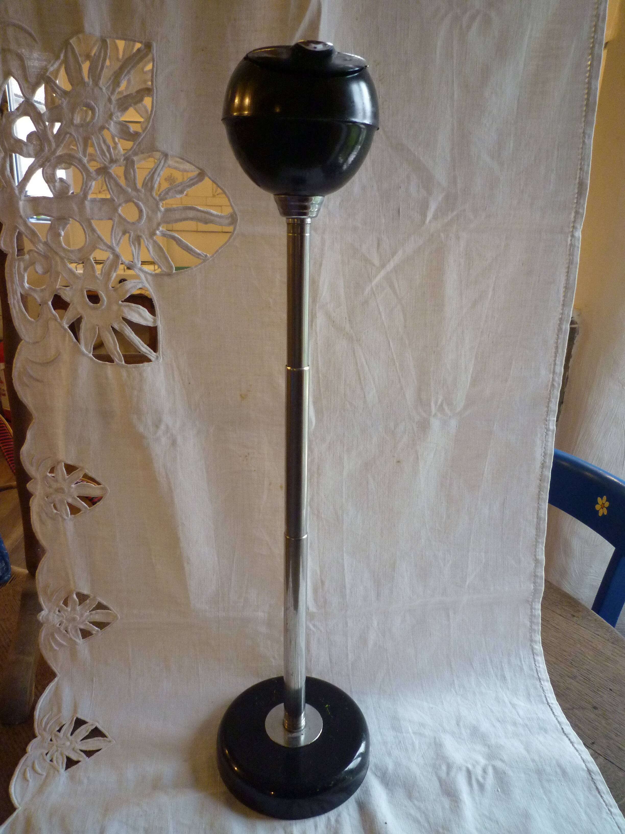 Vintage telescopic ball ashtray