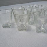 12 verres à digestif gravés – des années 1960-1970