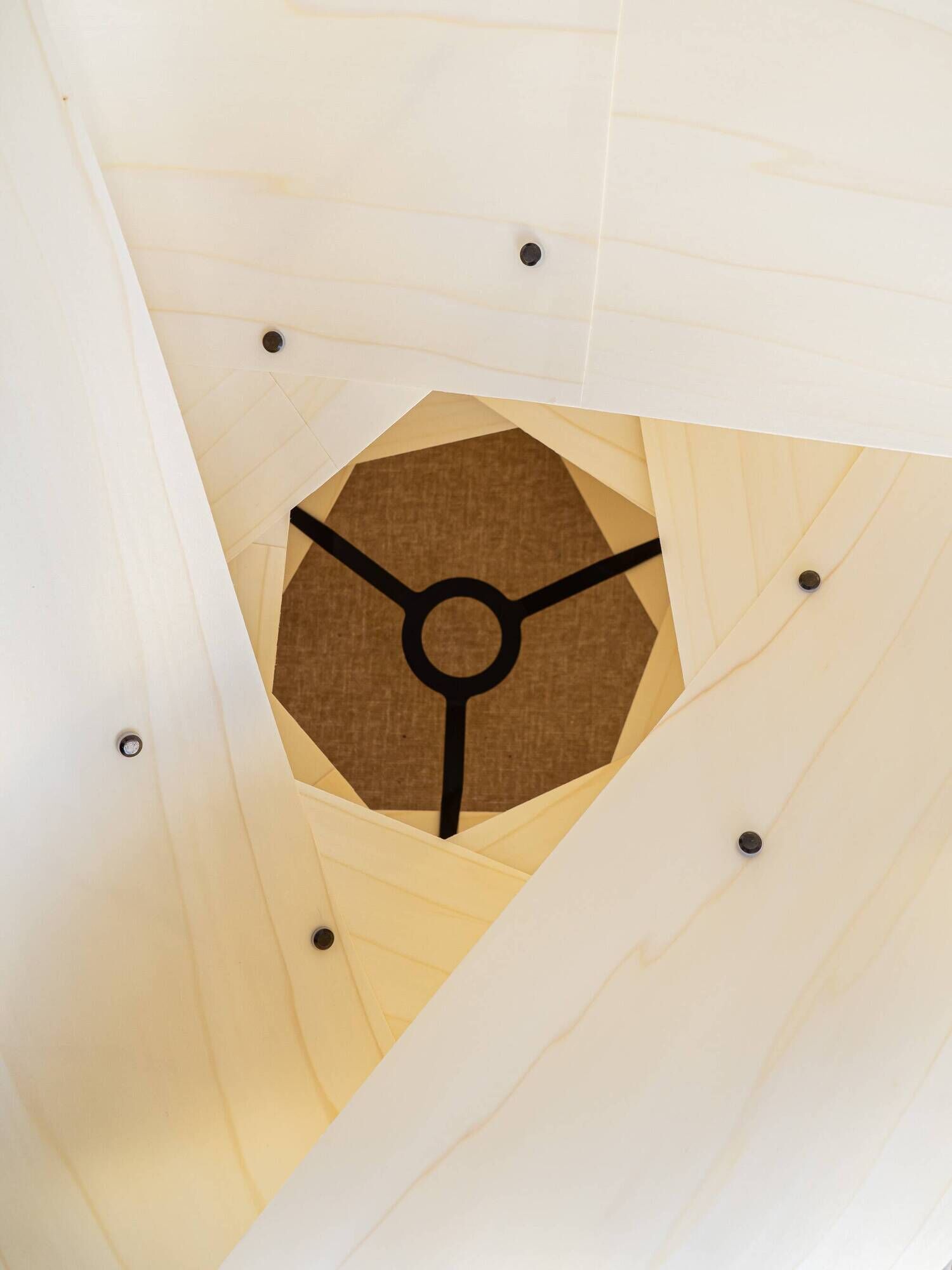 Modern Sculptural Table Lamp in Ceramic and Wood, Organic Style: "Cántaro Cloud" with Wings