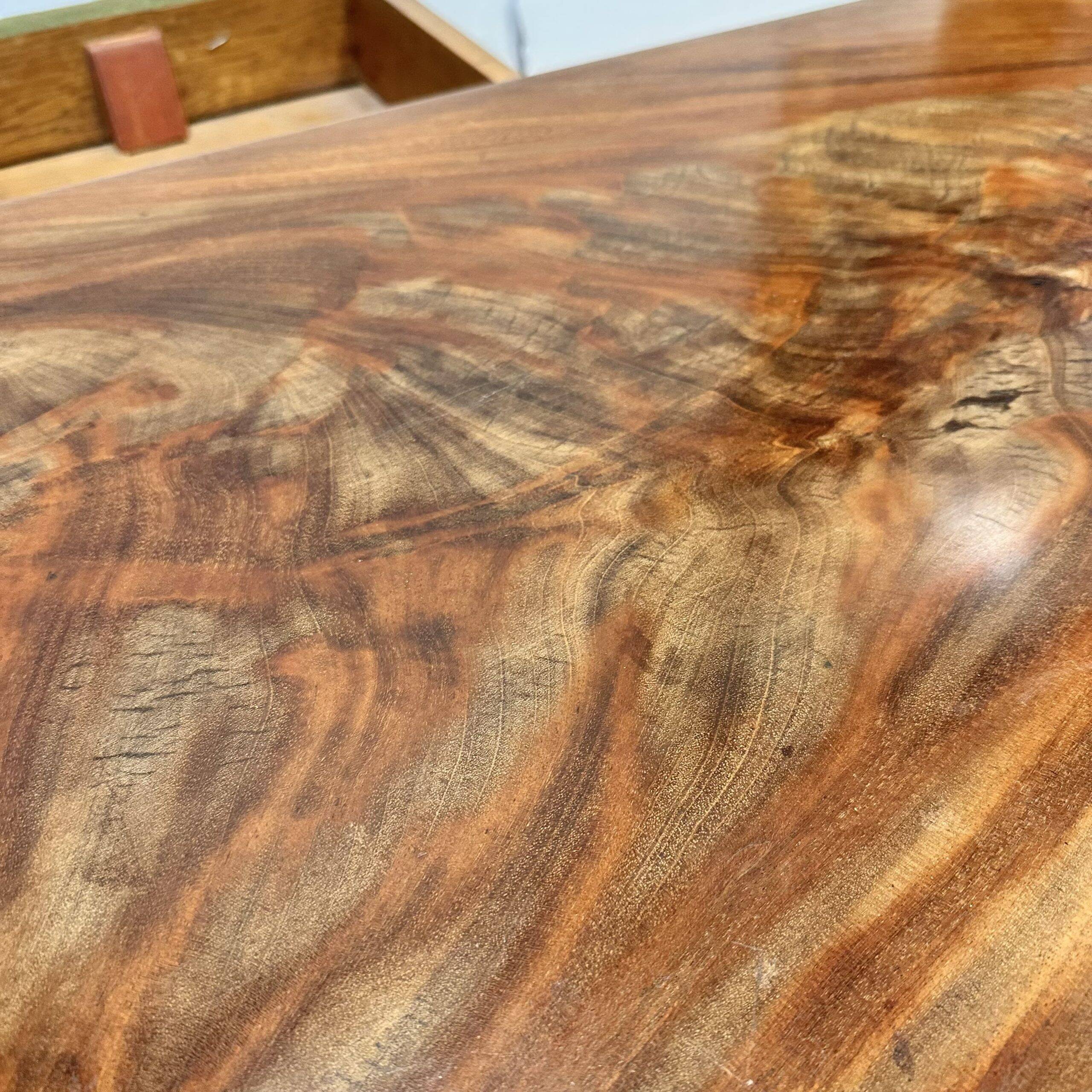 Table de jeu, acajou, Directoire, vers 1800 – France