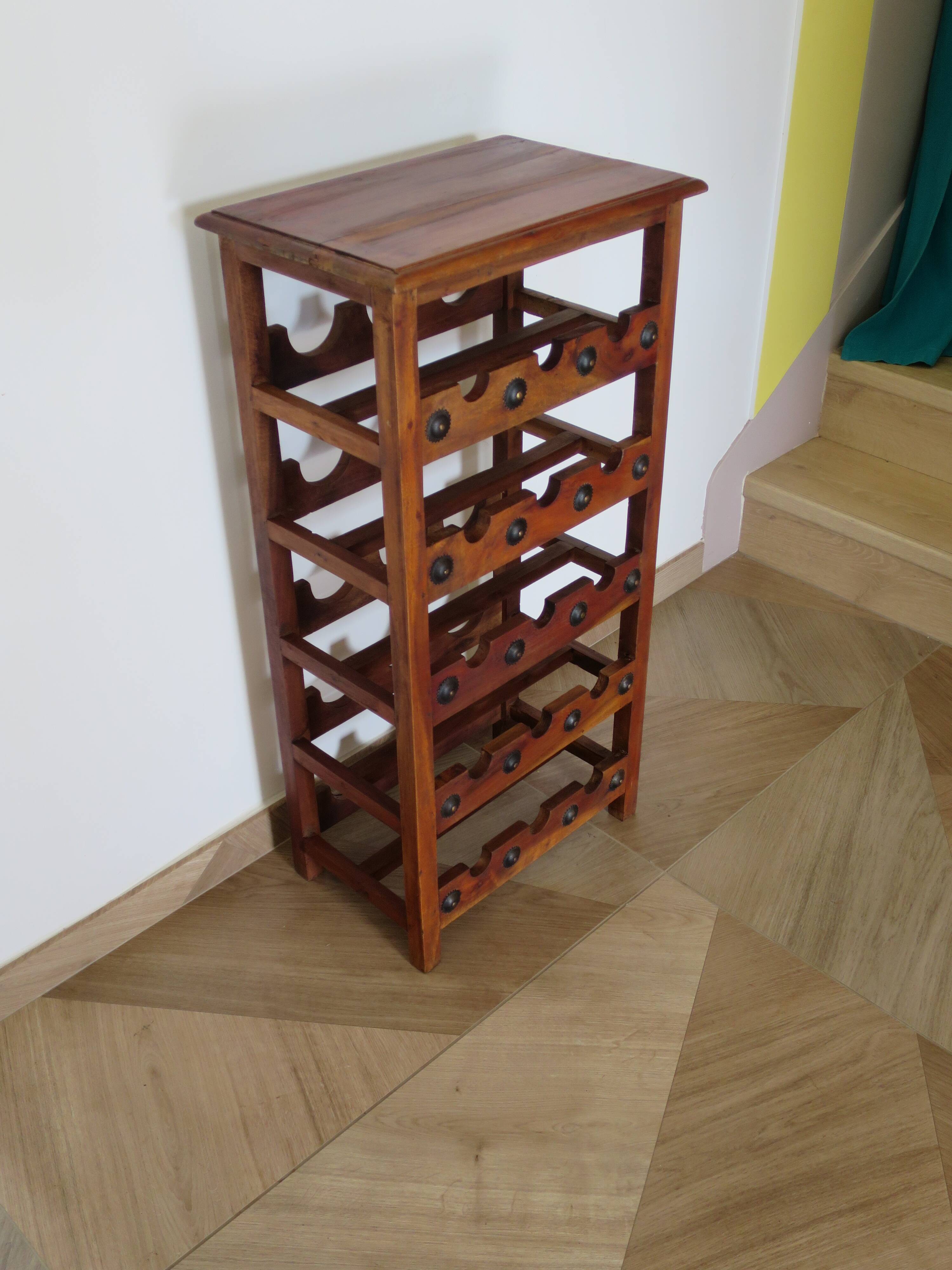 Solid wood wine rack