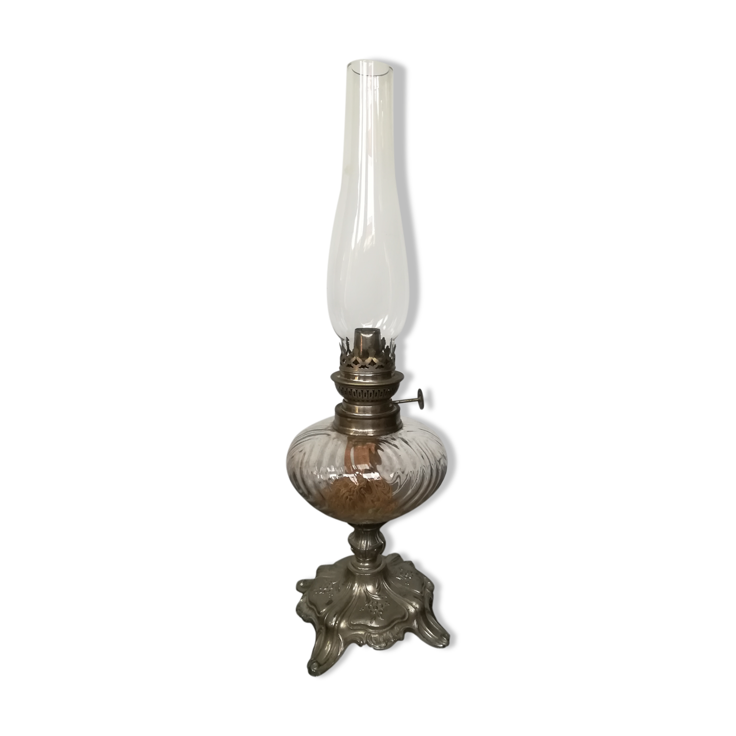 Oil lamp