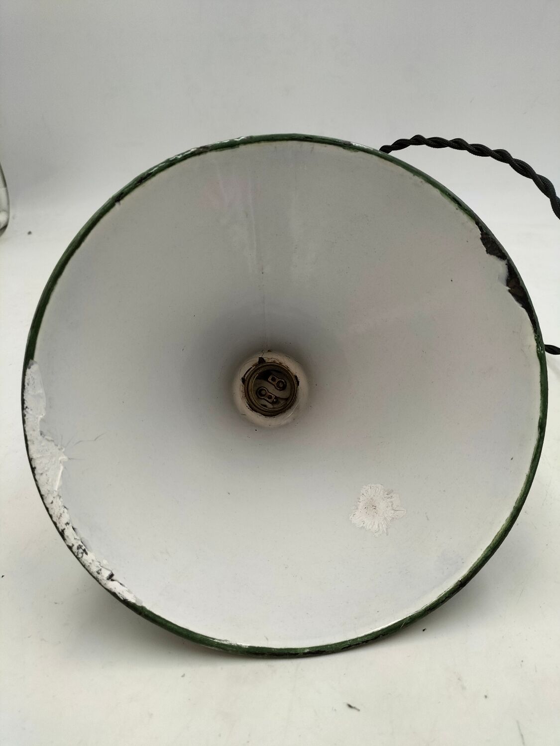 Suspension cone enamelled sheet metal