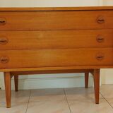 Vintage dresser