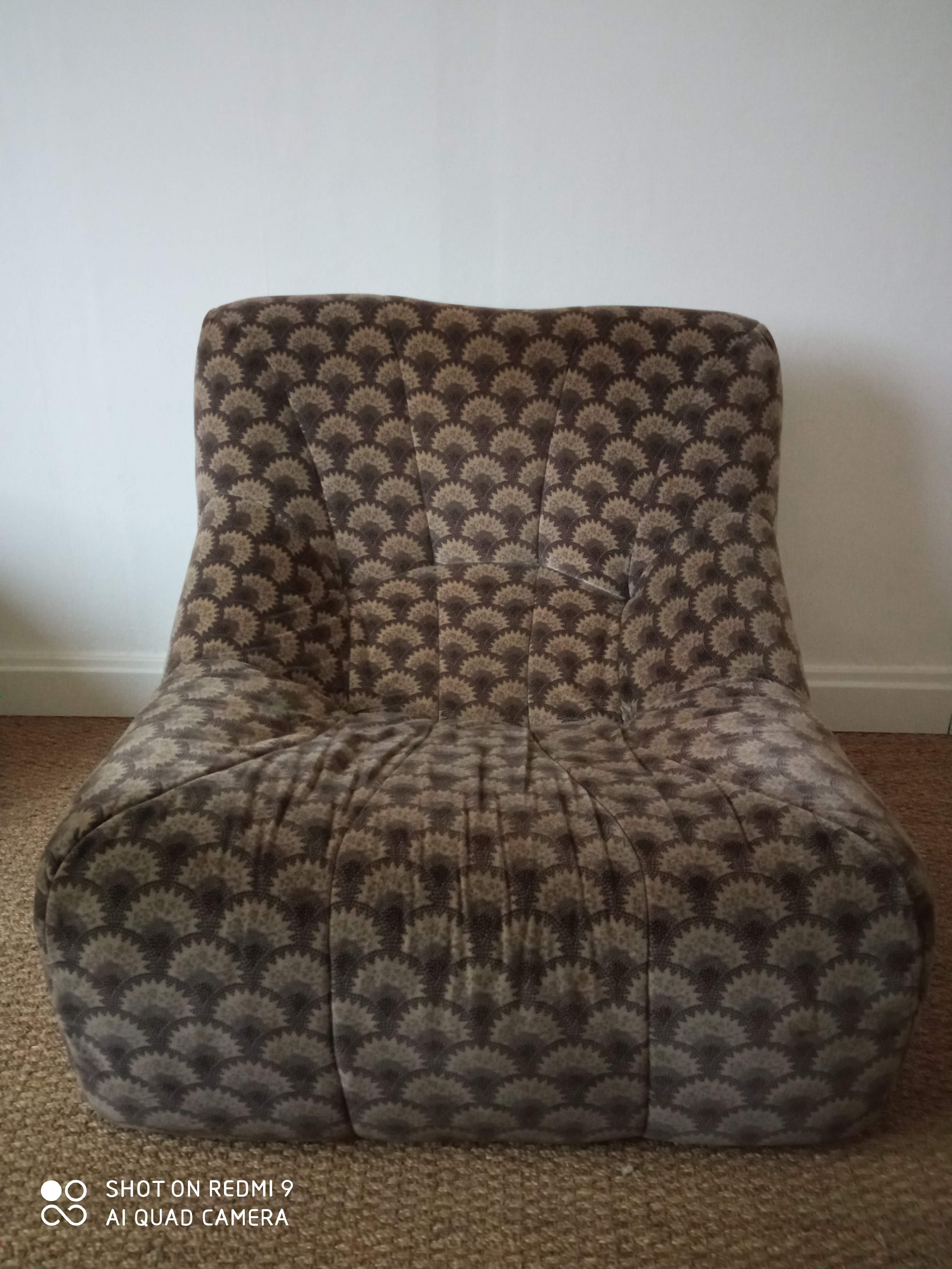 Steiner armchair 70s in bultex foam