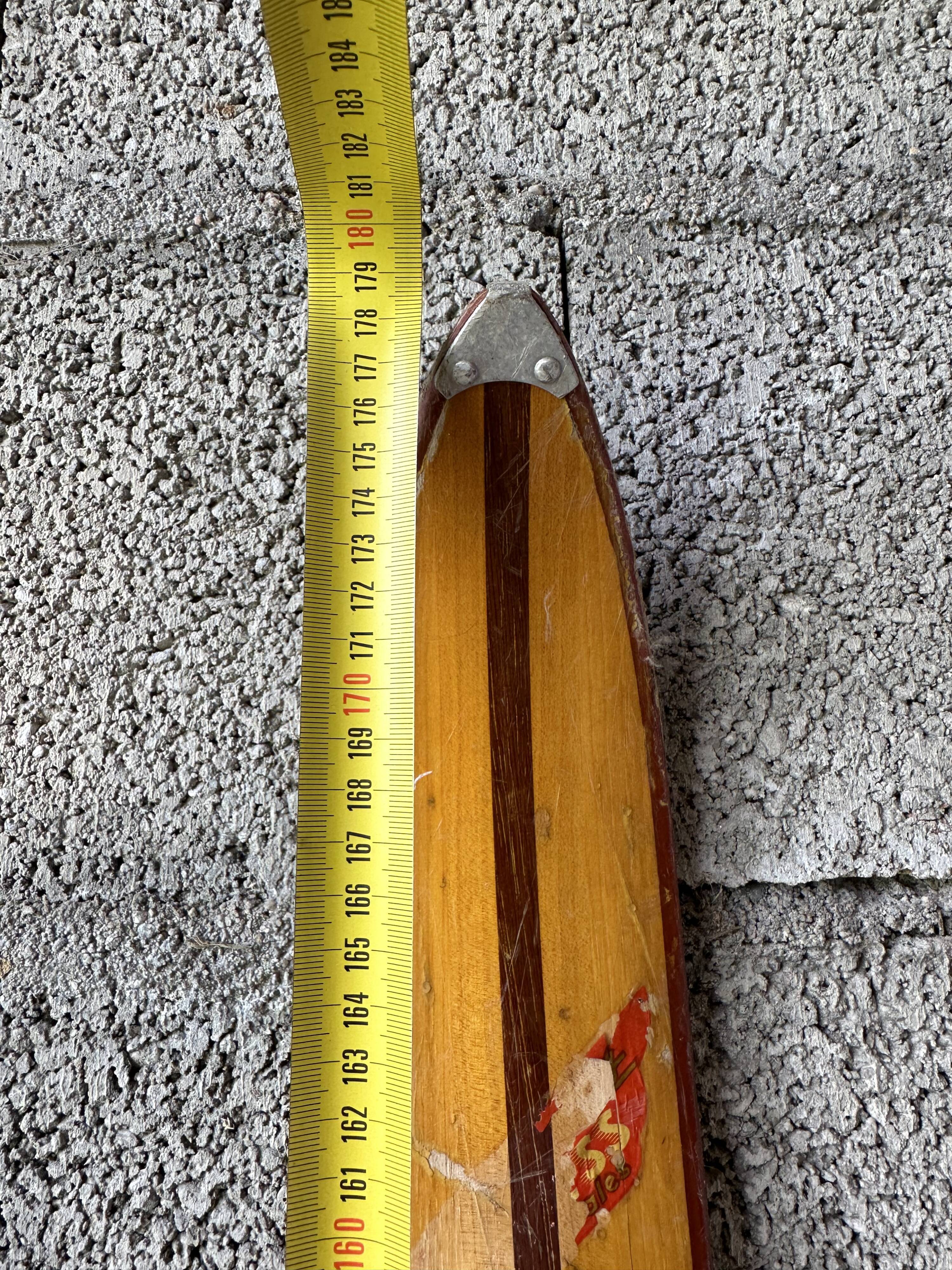 Pair of vintage skis wood Rossignol