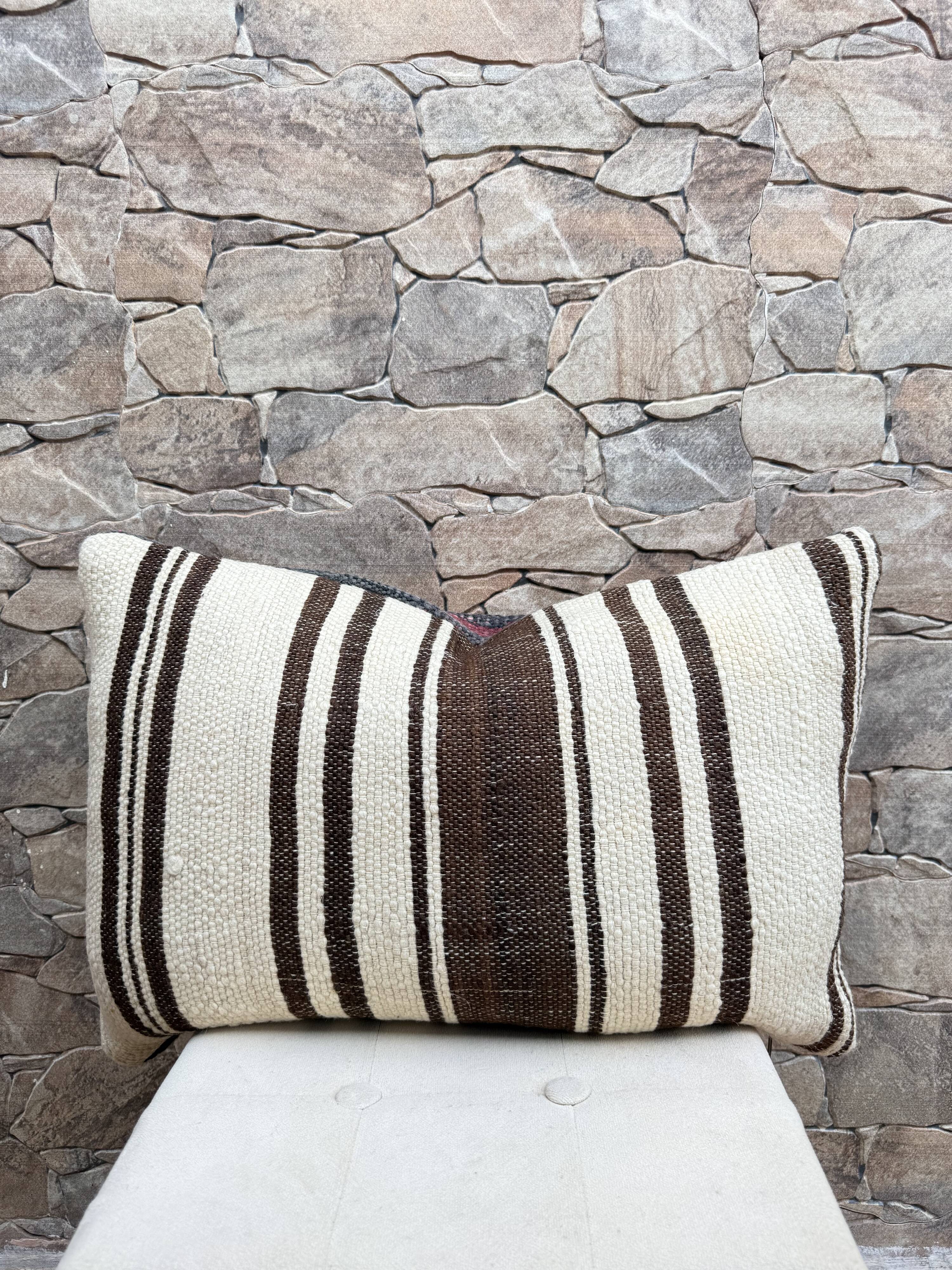 Vintage Moroccan Berber wool cushion cover