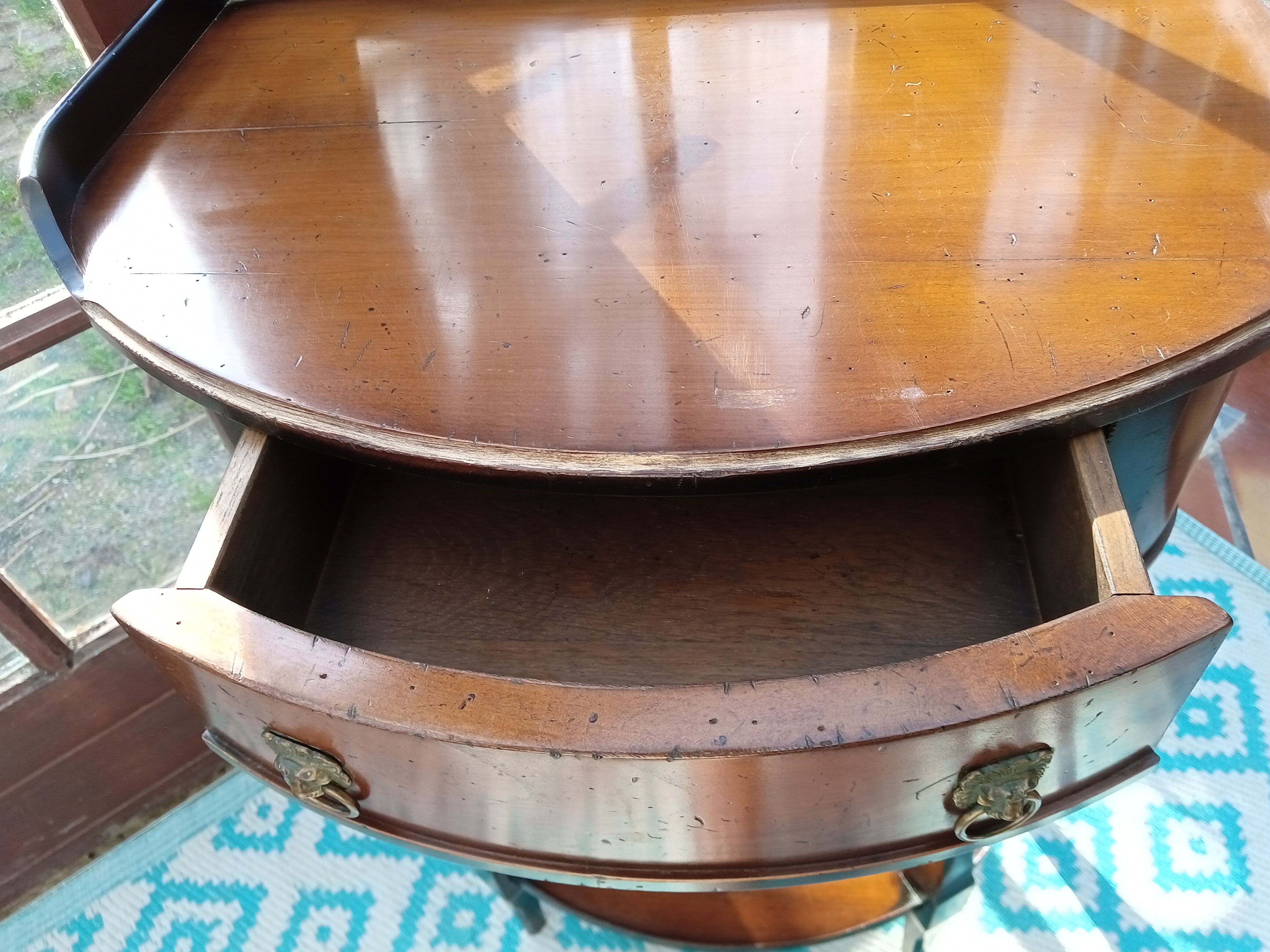 Pair of bedside tables