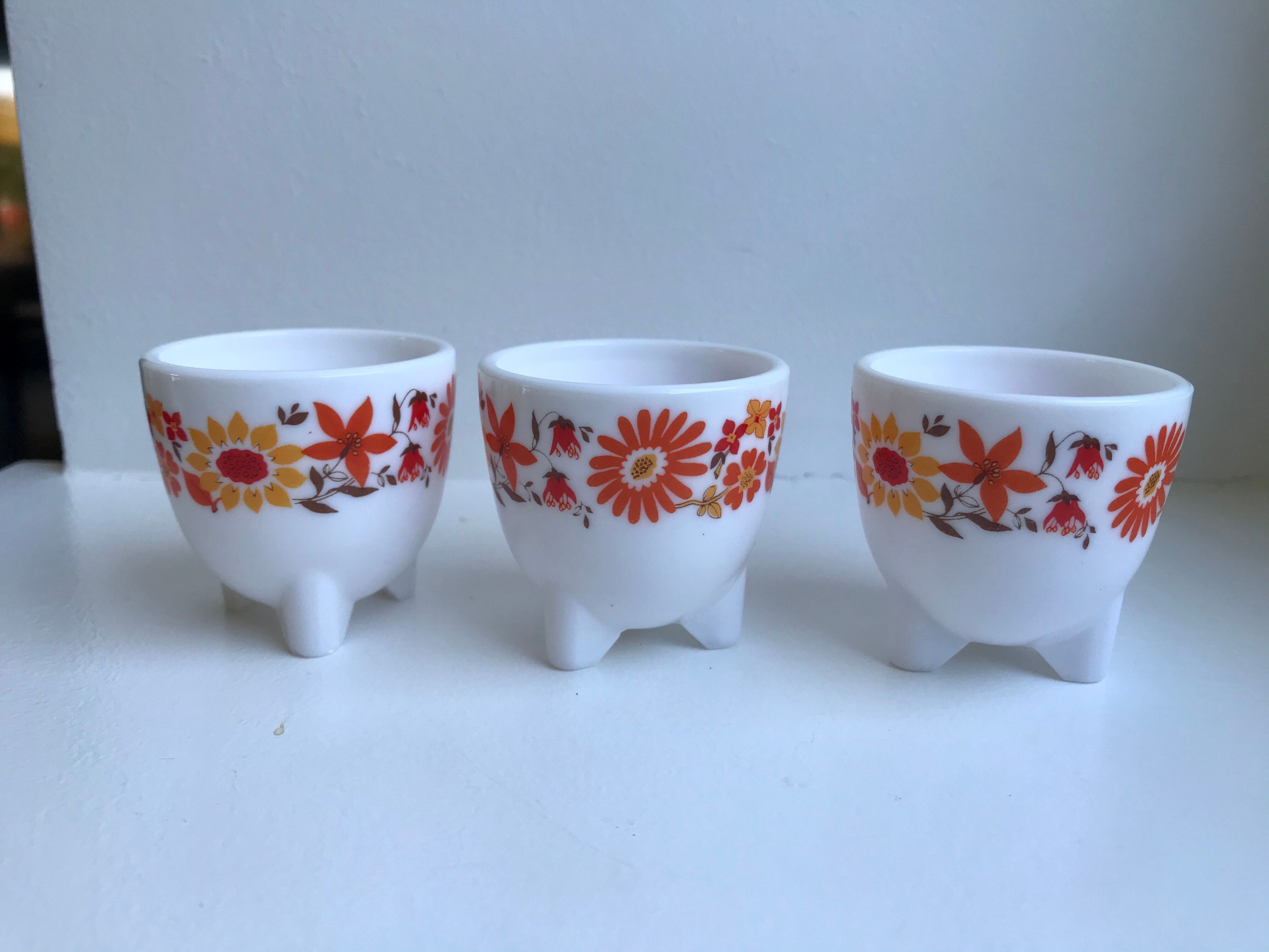 Trio of Arcopal cockroaches colorful flowers 70s