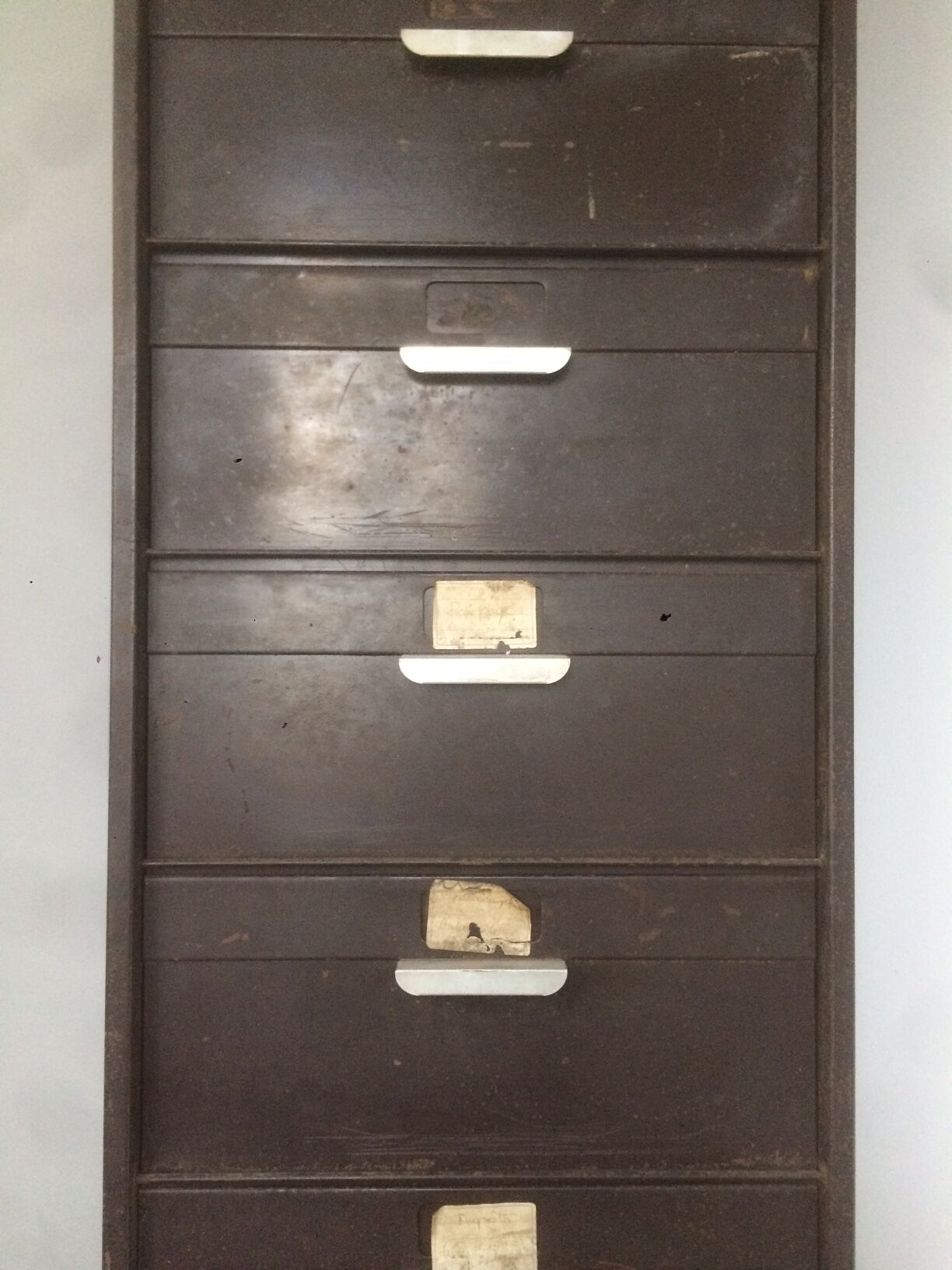 Brown vintage clamshell furniture