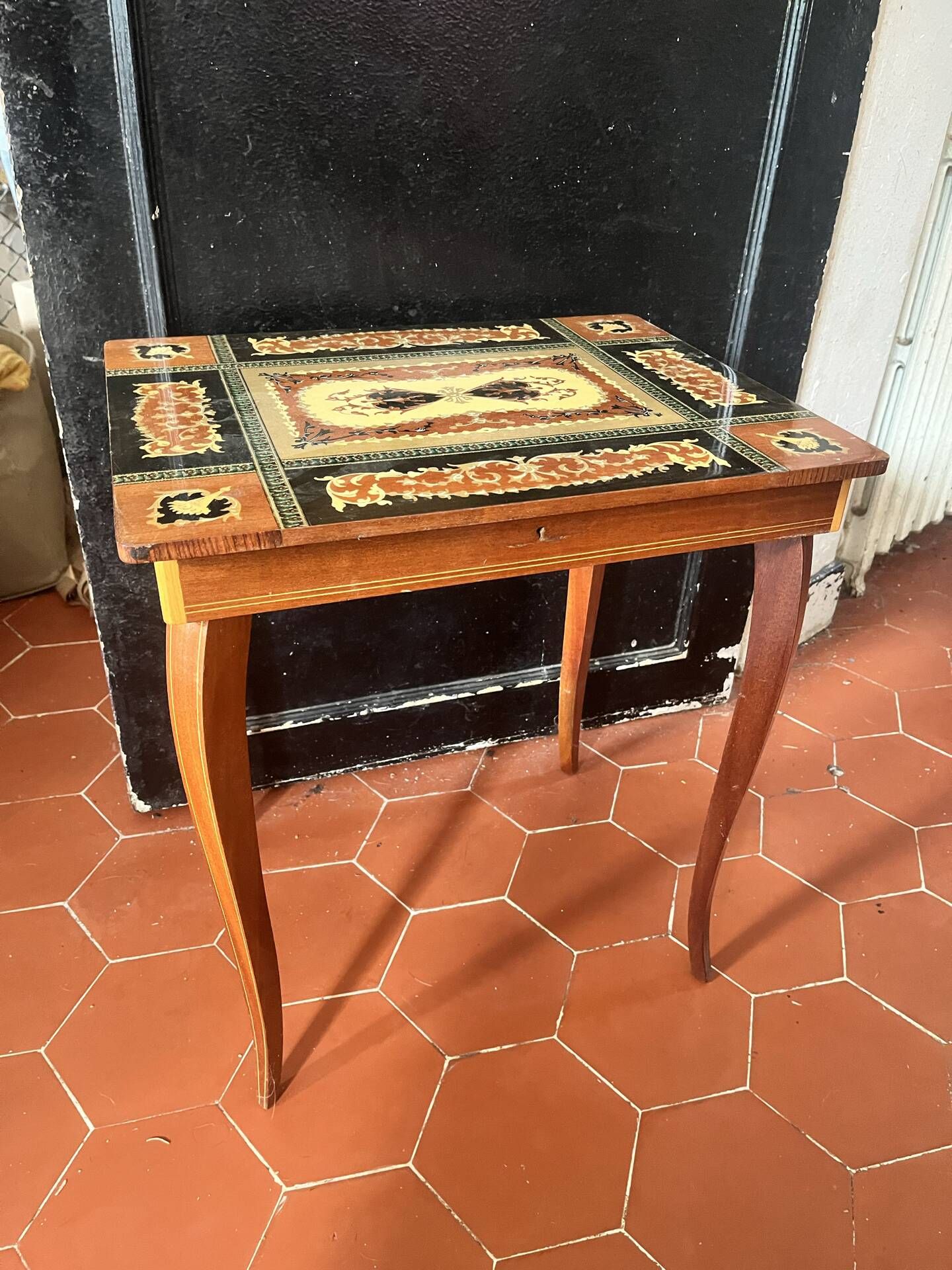 Music table in Italian marquetry (Sorrento) - Melody "Torna"