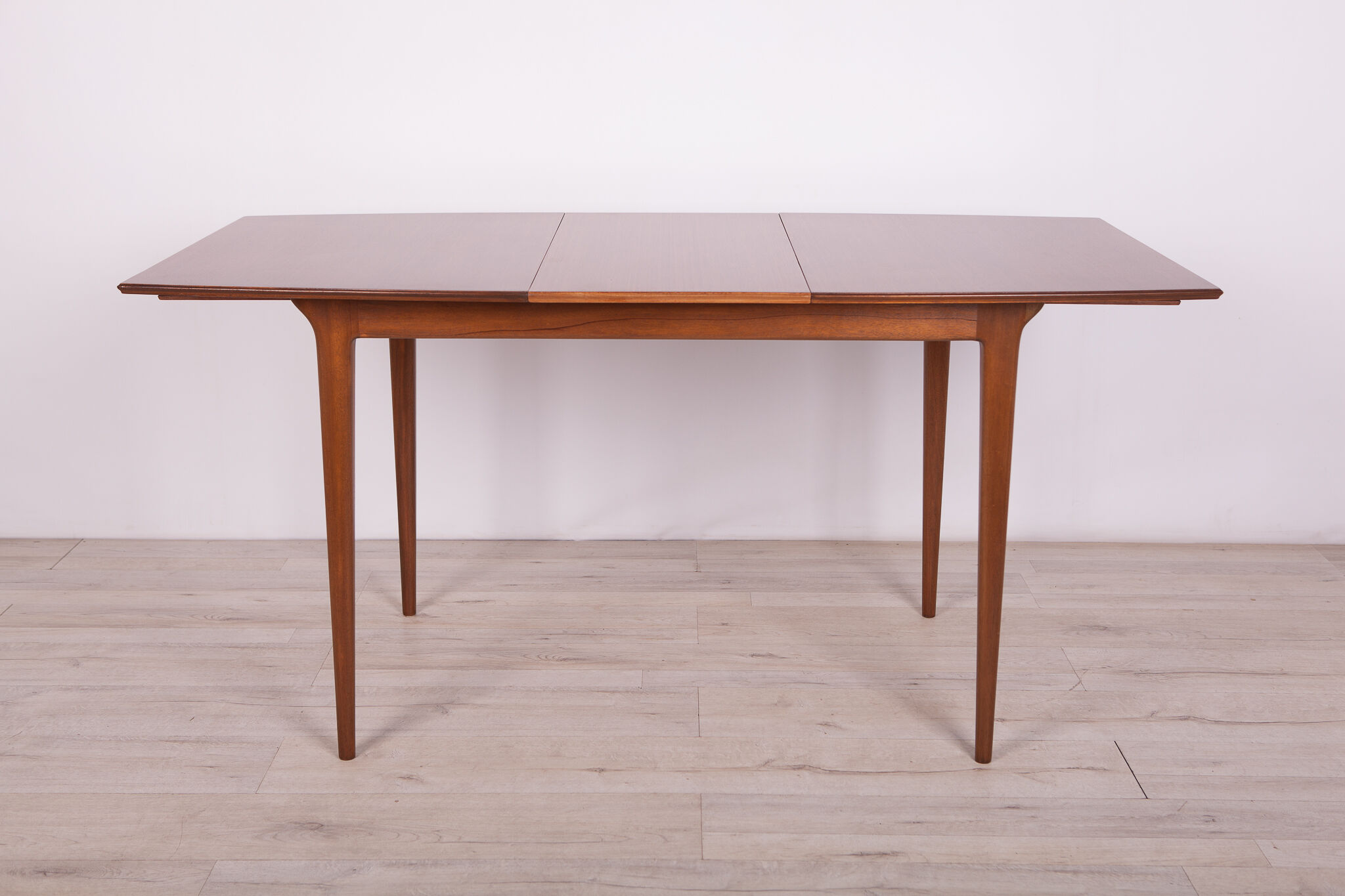 Teak extendable dining table from mcintosh, 1960