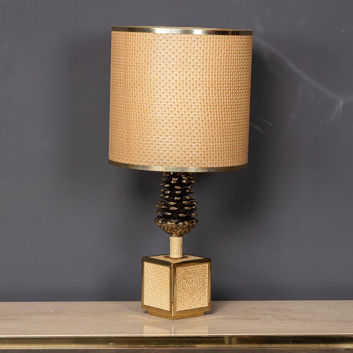 A vintage 20thc italian bergere lamp with pine cone detailing c.1970