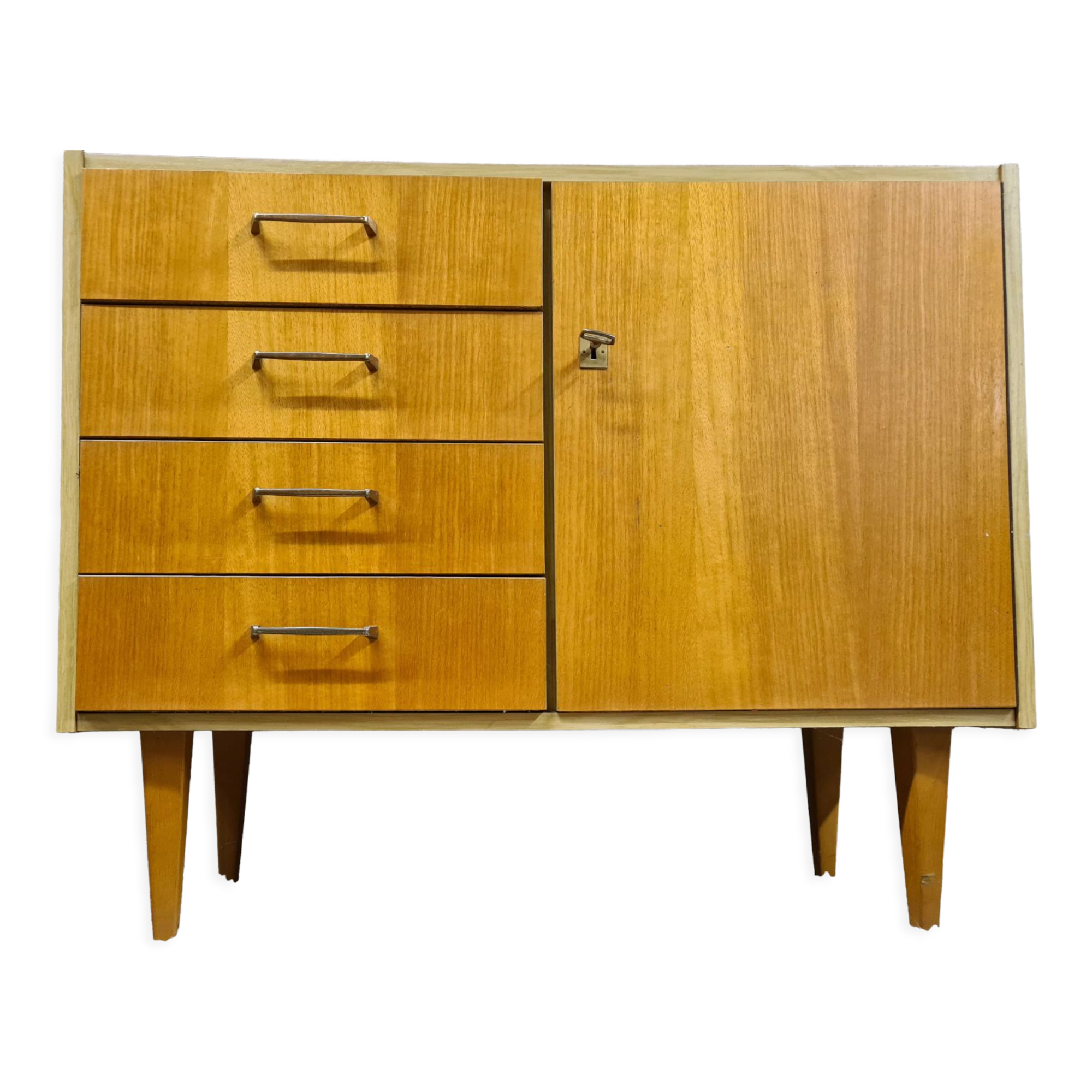 Scandinavian chess of drawer