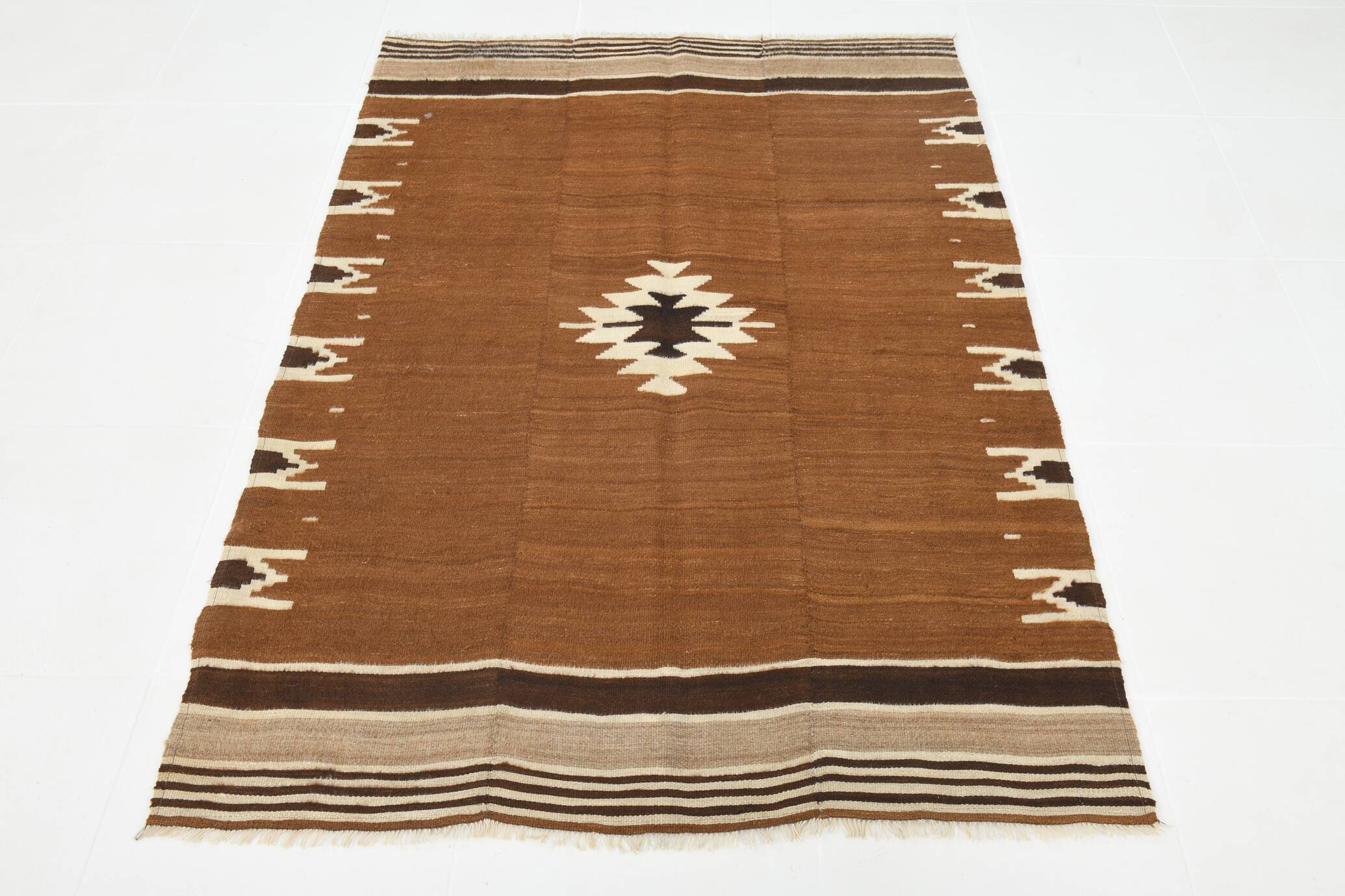 4x5 Vintage Oriental Brown Kilim Rug, 118x163Cm