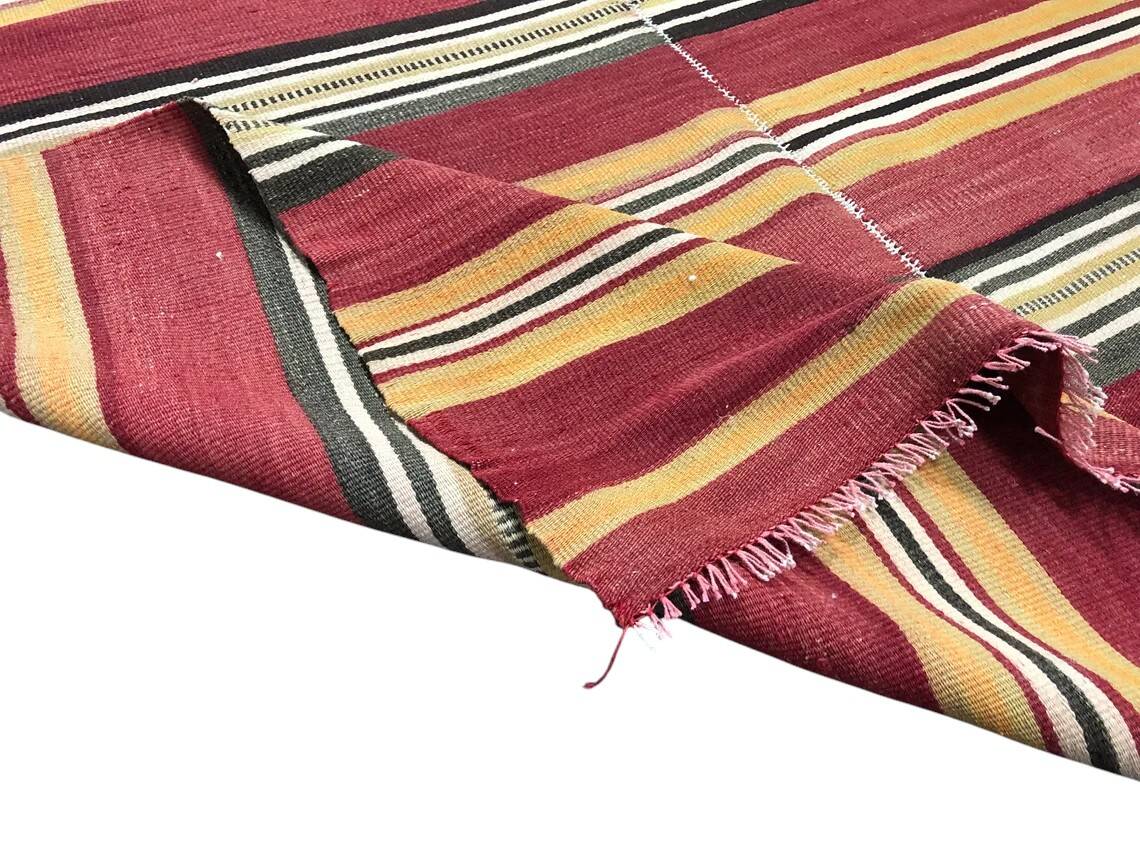 Neutral Oushak Floor Kilim Rug