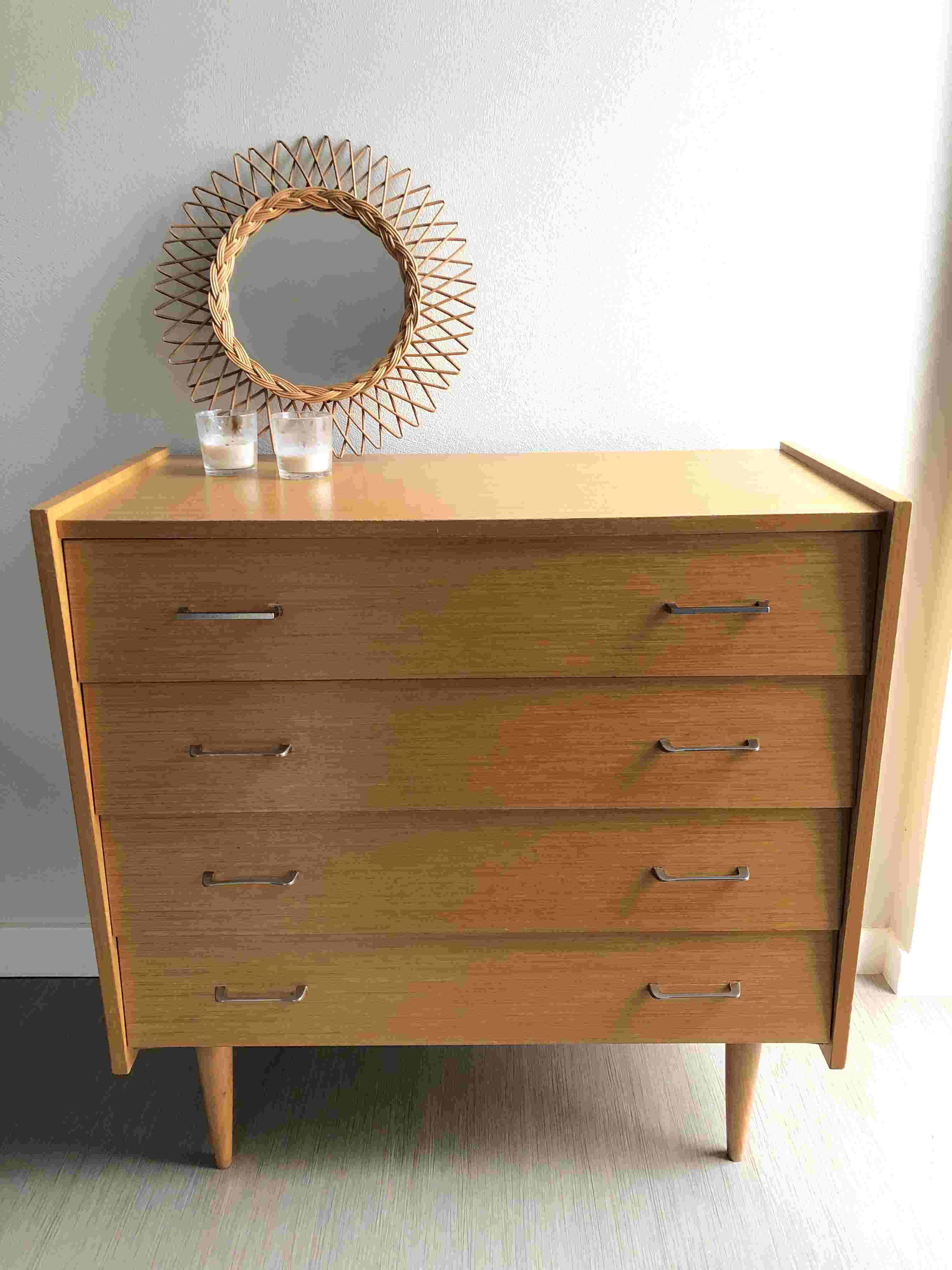 Vintage chest of drawers
