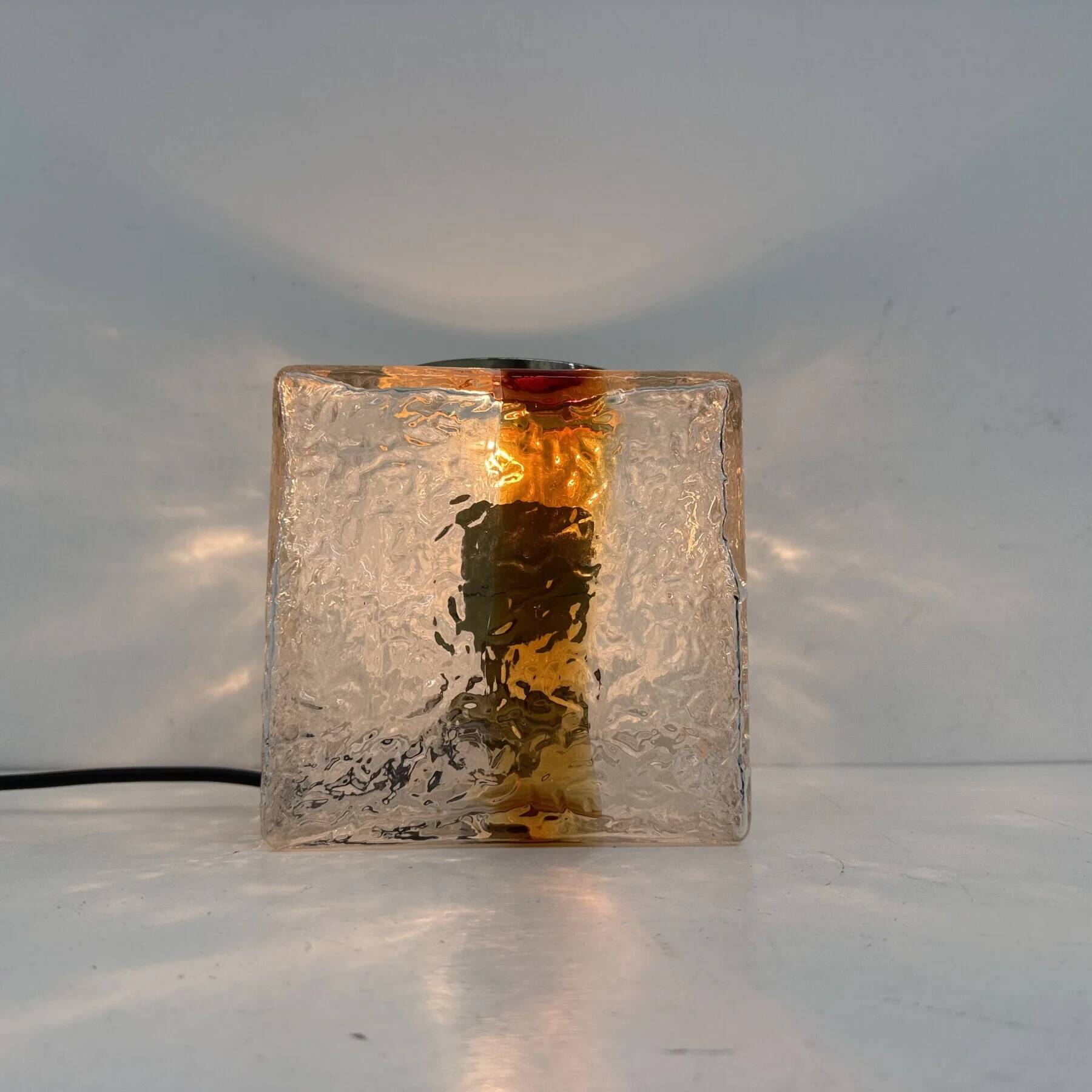 Murano glass table lamp by Toni Zuccheri for Mazzega, 1970s