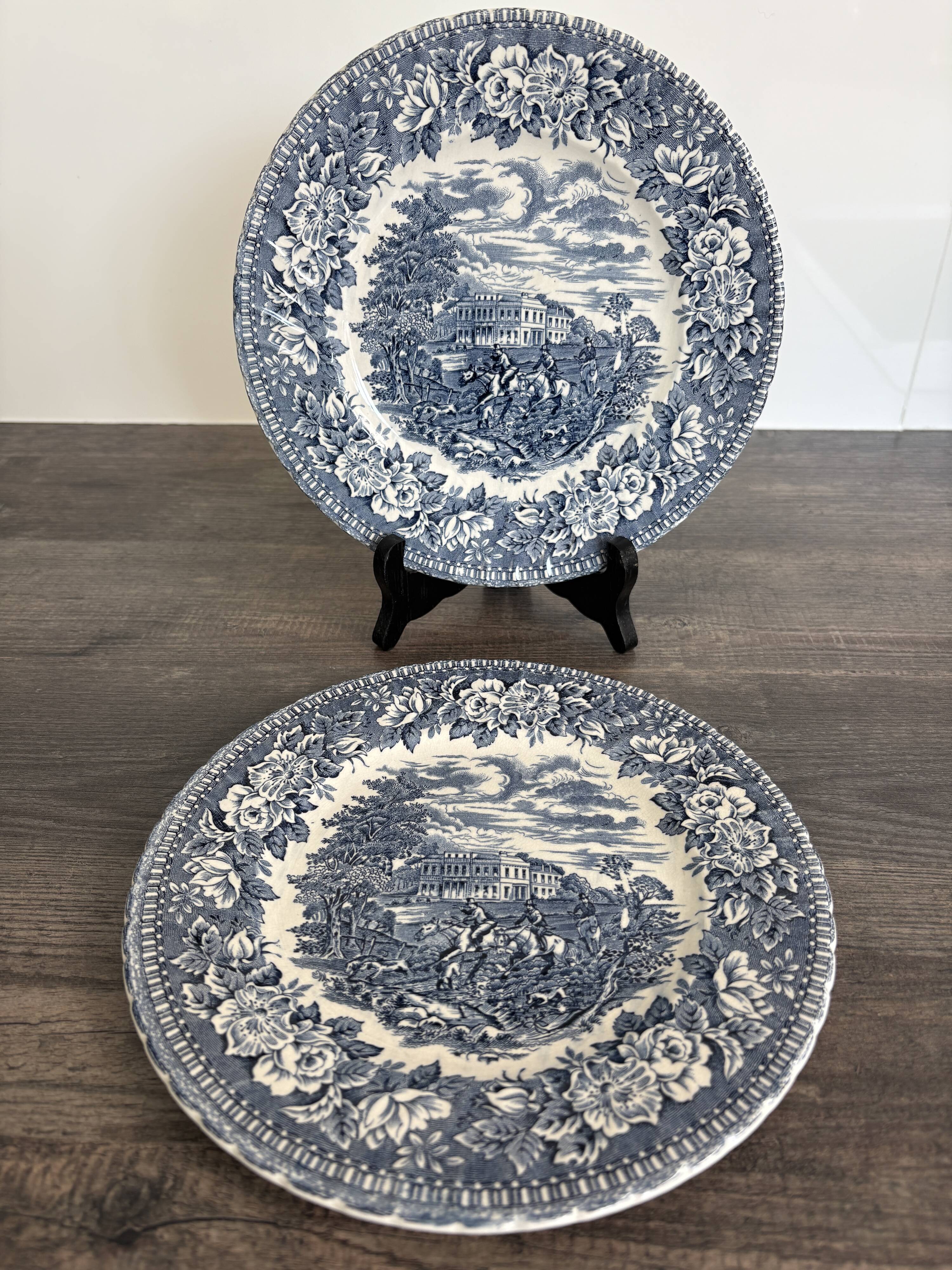 Set of 2 England's Heritage porcelain plates