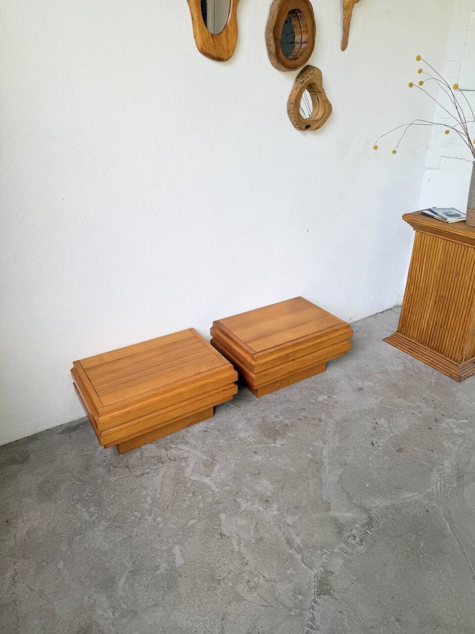 Paire de chevets en orme Maison Regain