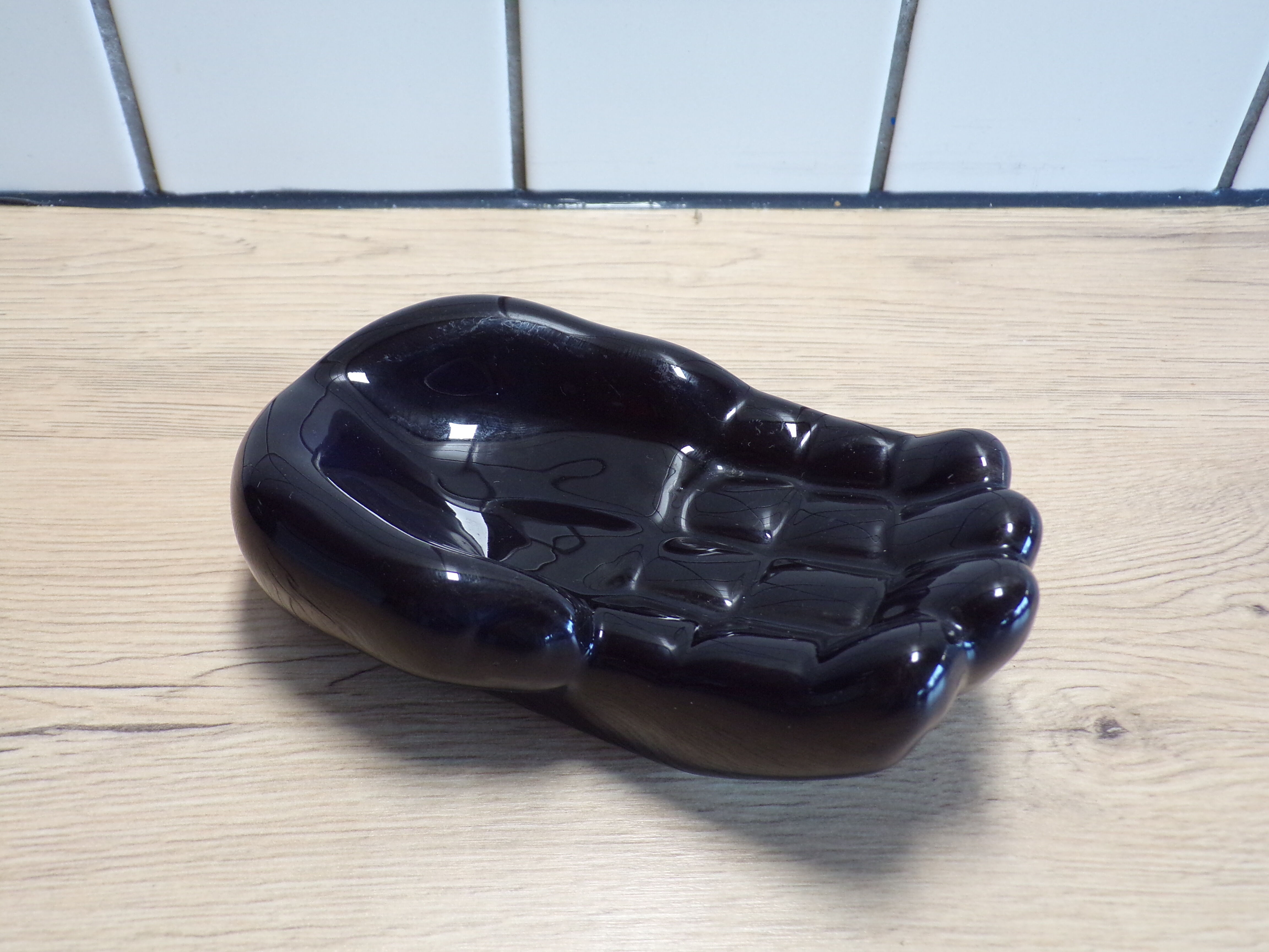 Empty pocket hand ceramic vintage