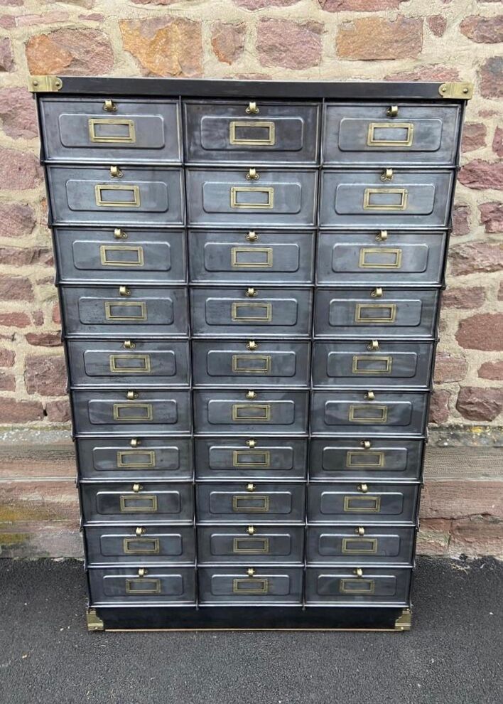 Industrial Archiving Cabinet 30 valves Strafor 1920s