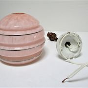 Porcelain porcelain patinated glass of Clichy pink Art Deco