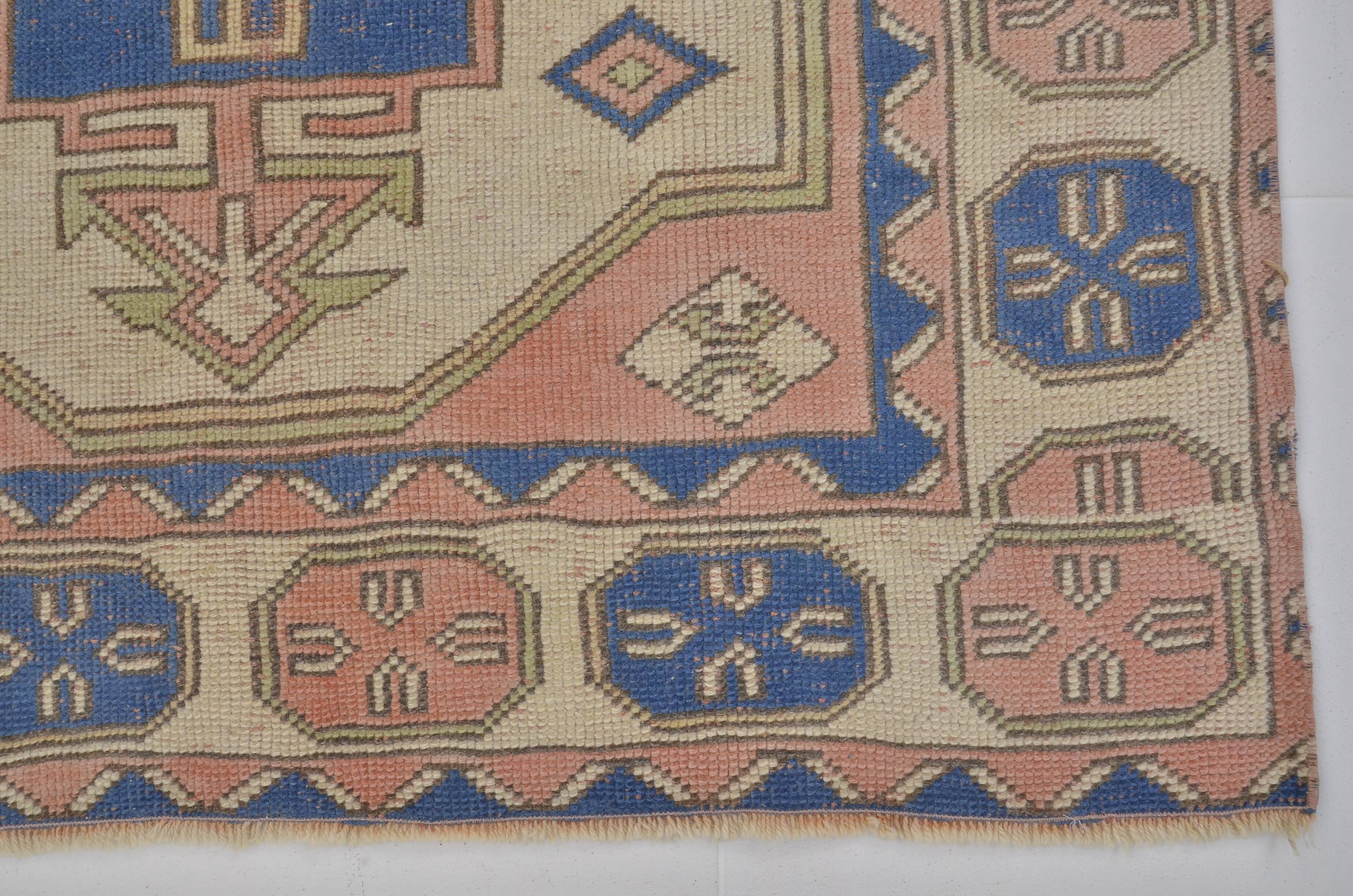 Tapis Oushak noué à la main