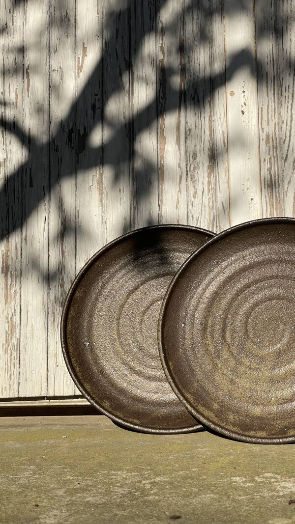 4 assiettes en grès